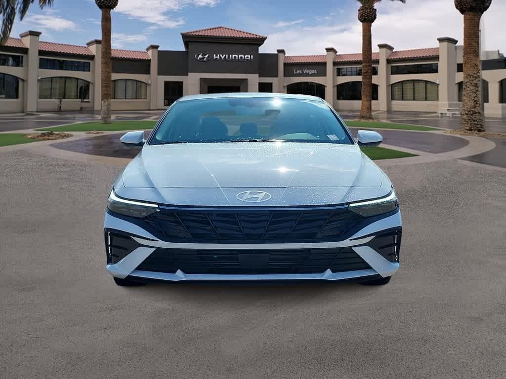 New 2025 Hyundai Elantra SEL Convenience Sedan