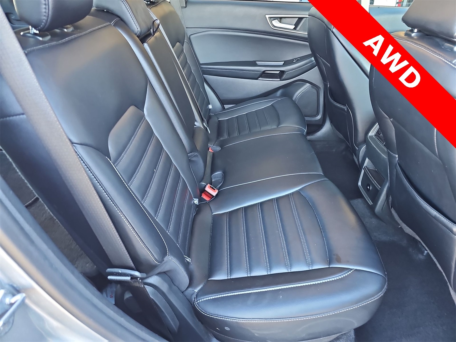 Thumbnail: 2024 Ford Edge - 17