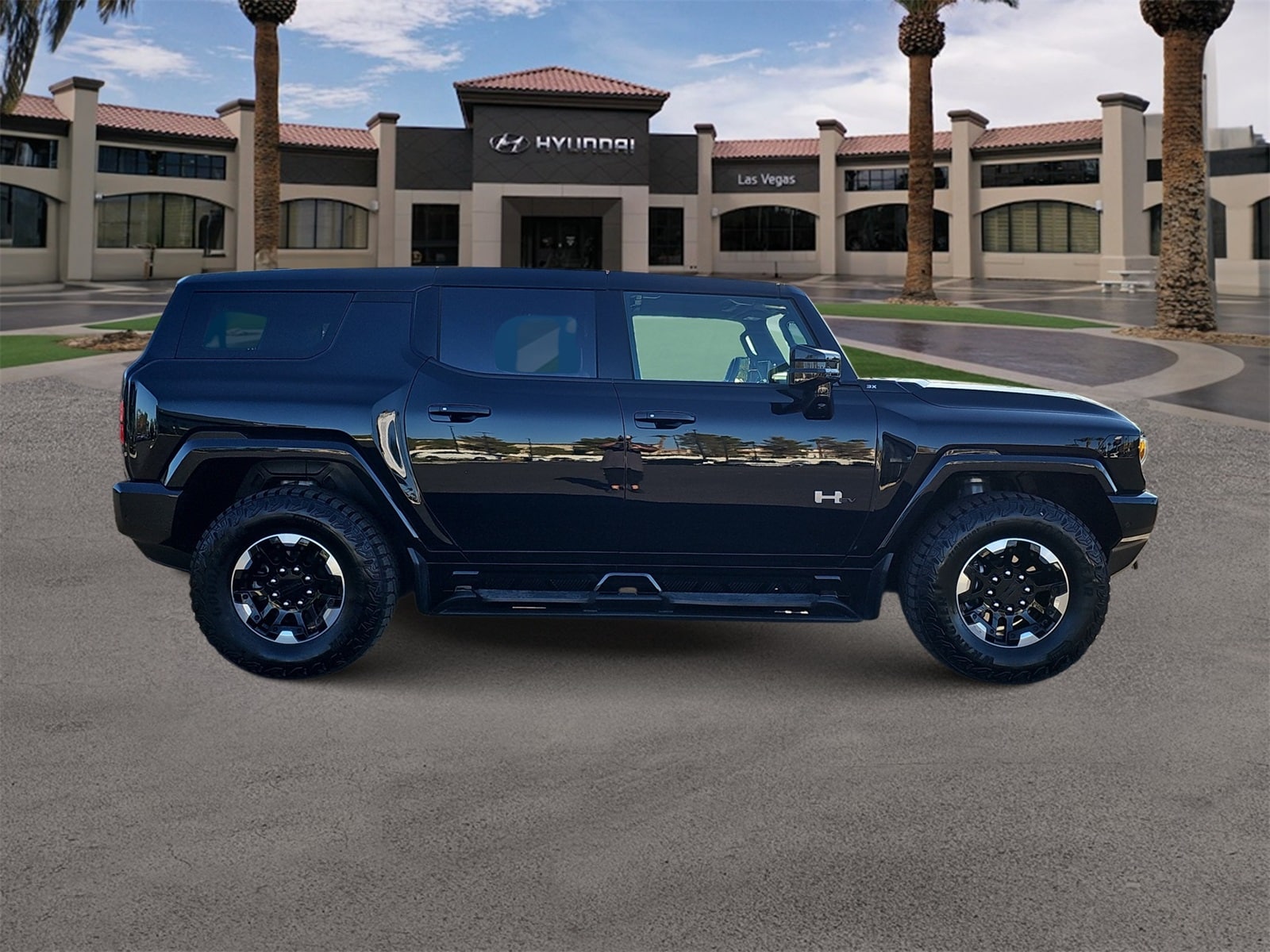 Thumbnail: 2025 GMC Hummer EV - 9