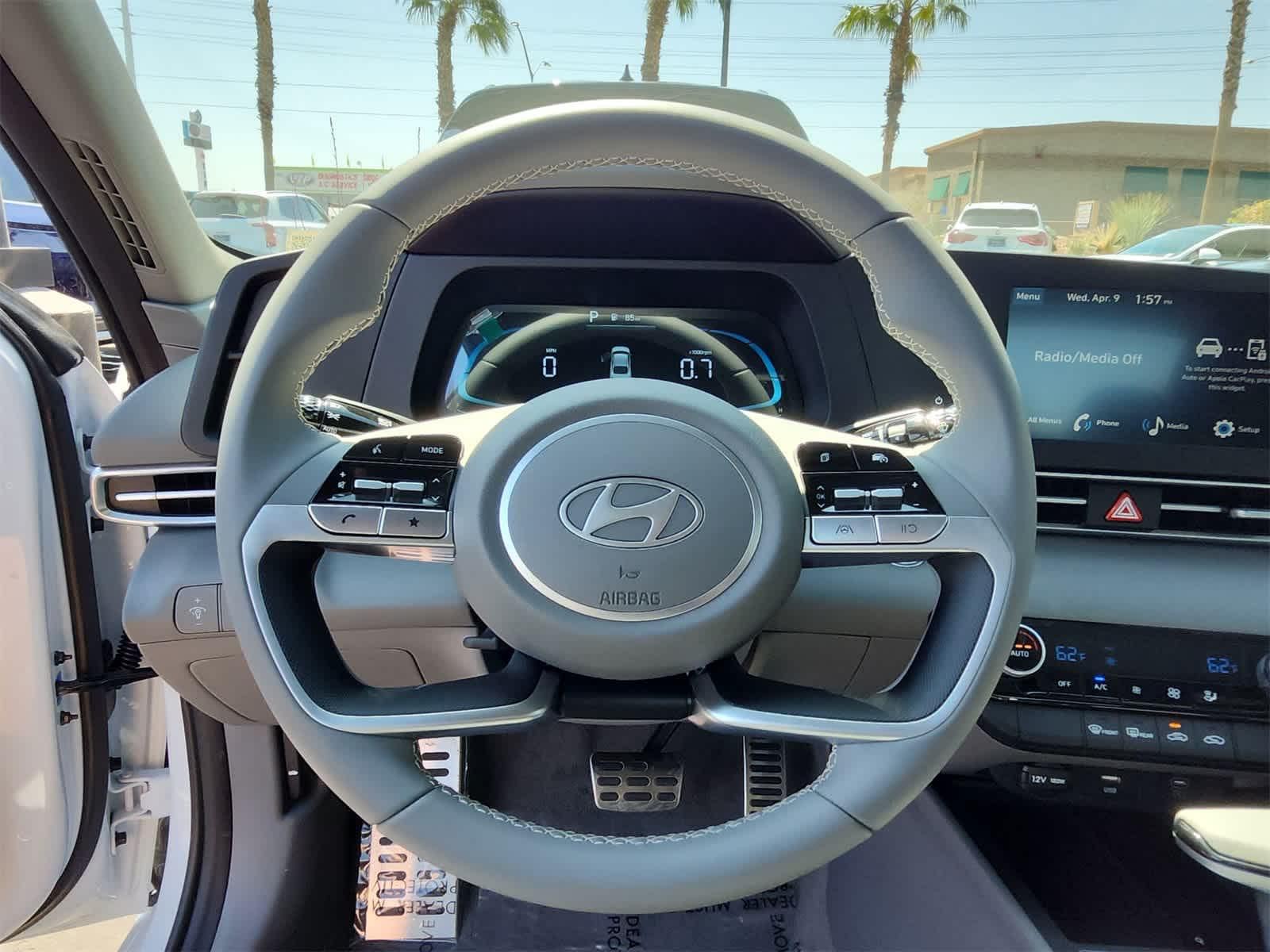 Thumbnail: 2025 Hyundai Elantra - 19