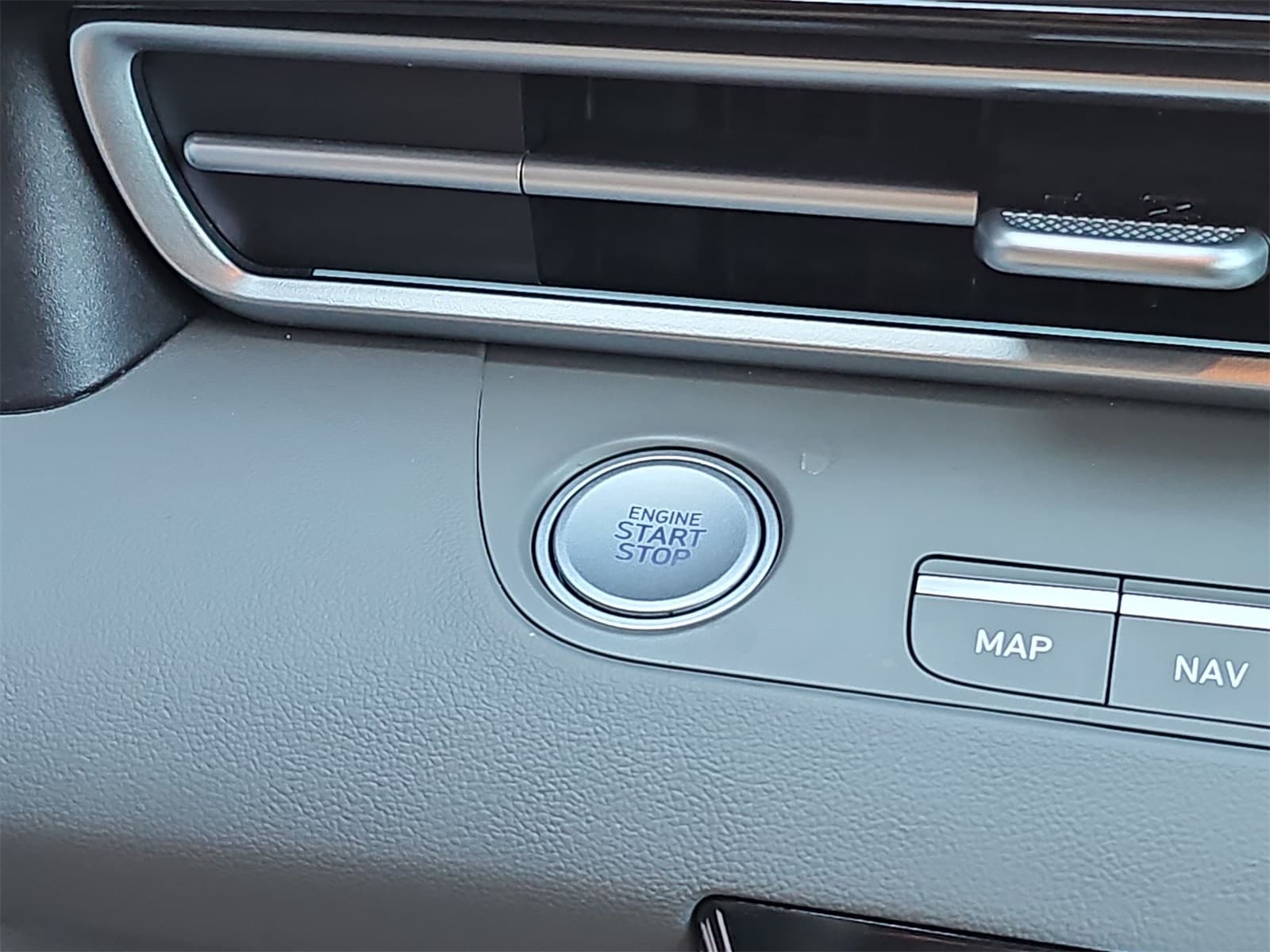 Thumbnail: 2024 Hyundai Elantra - 24