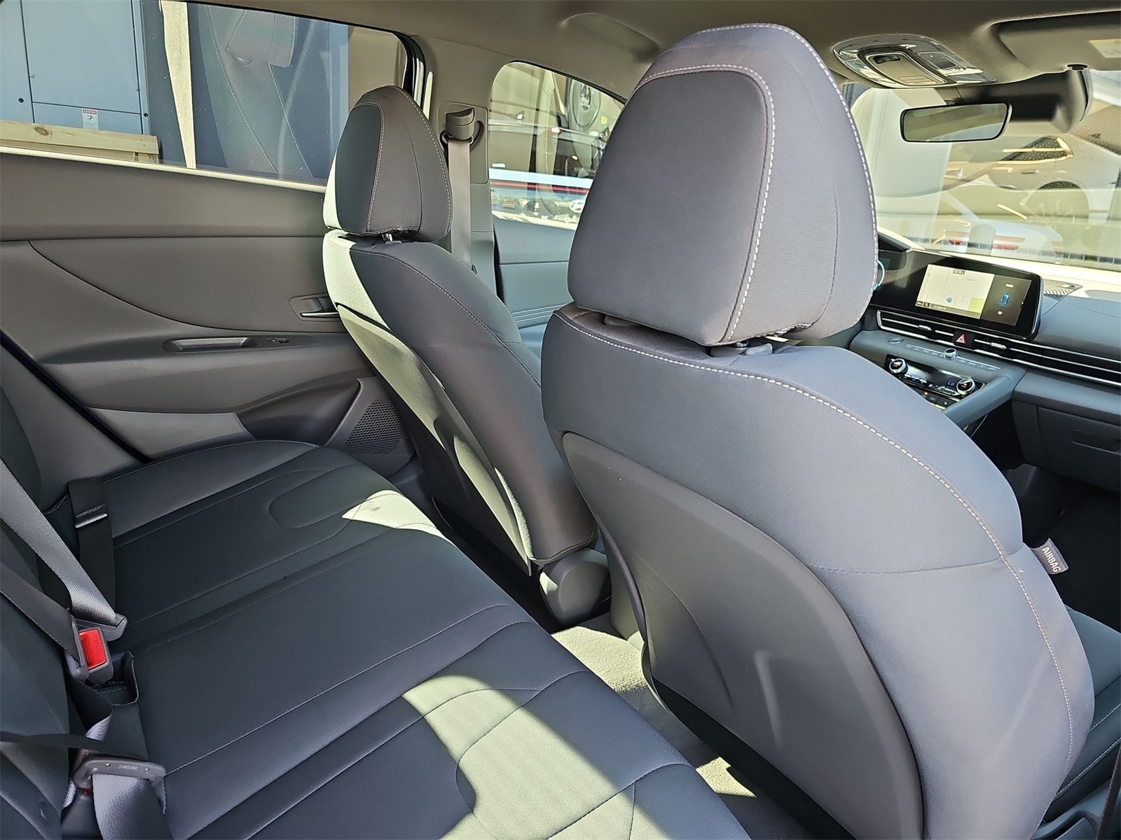 Thumbnail: 2023 Hyundai Elantra - 16