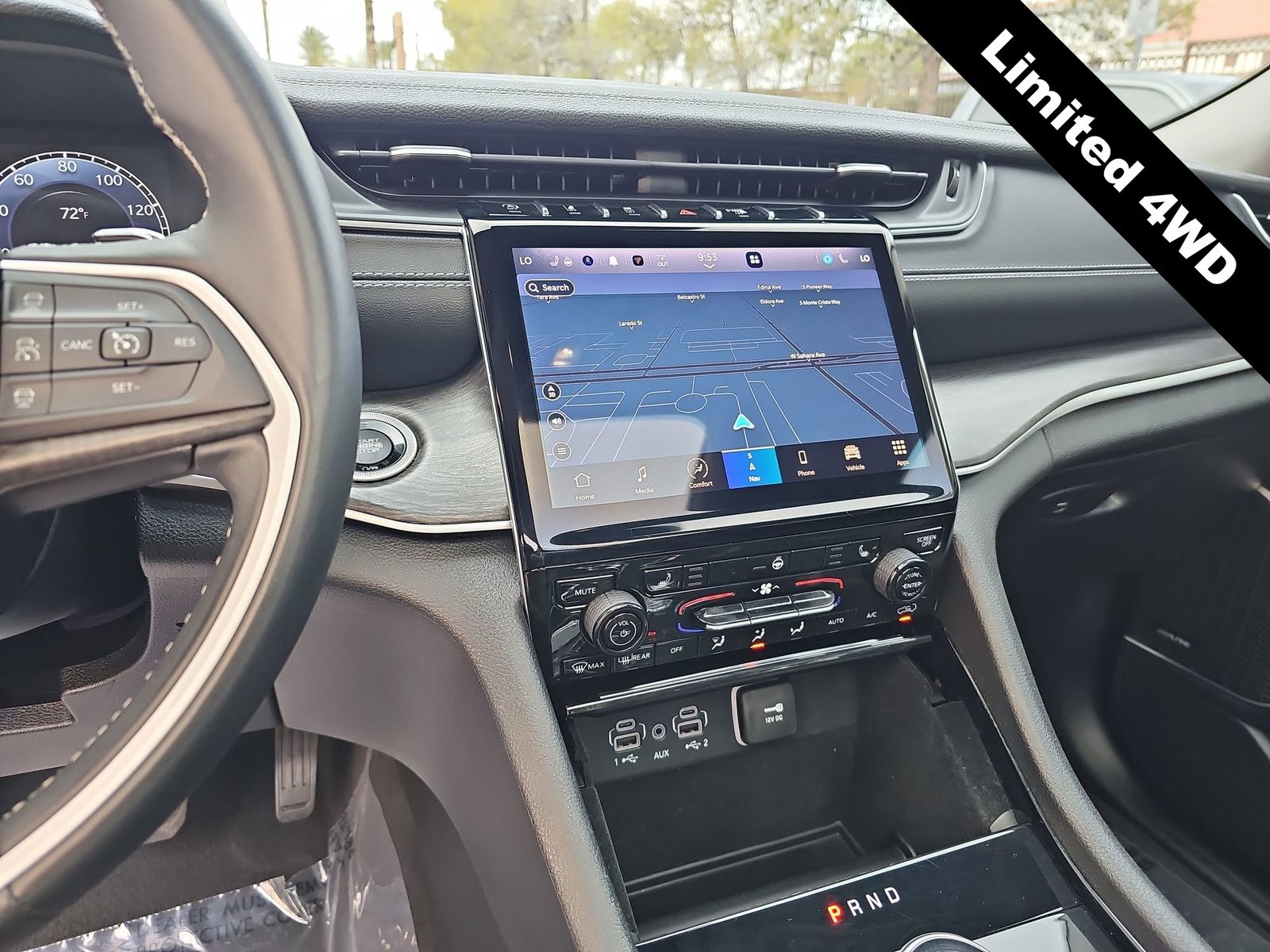 Thumbnail: 2022 Jeep Grand Cherokee - 20