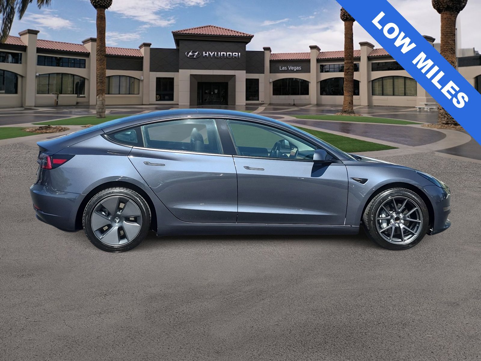Thumbnail: 2023 Tesla Model 3 - 8