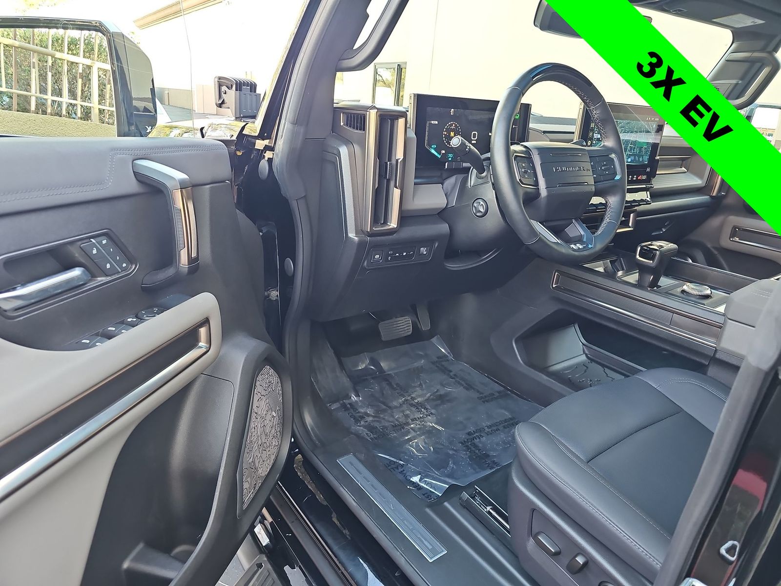 Thumbnail: 2024 GMC Hummer EV - 10