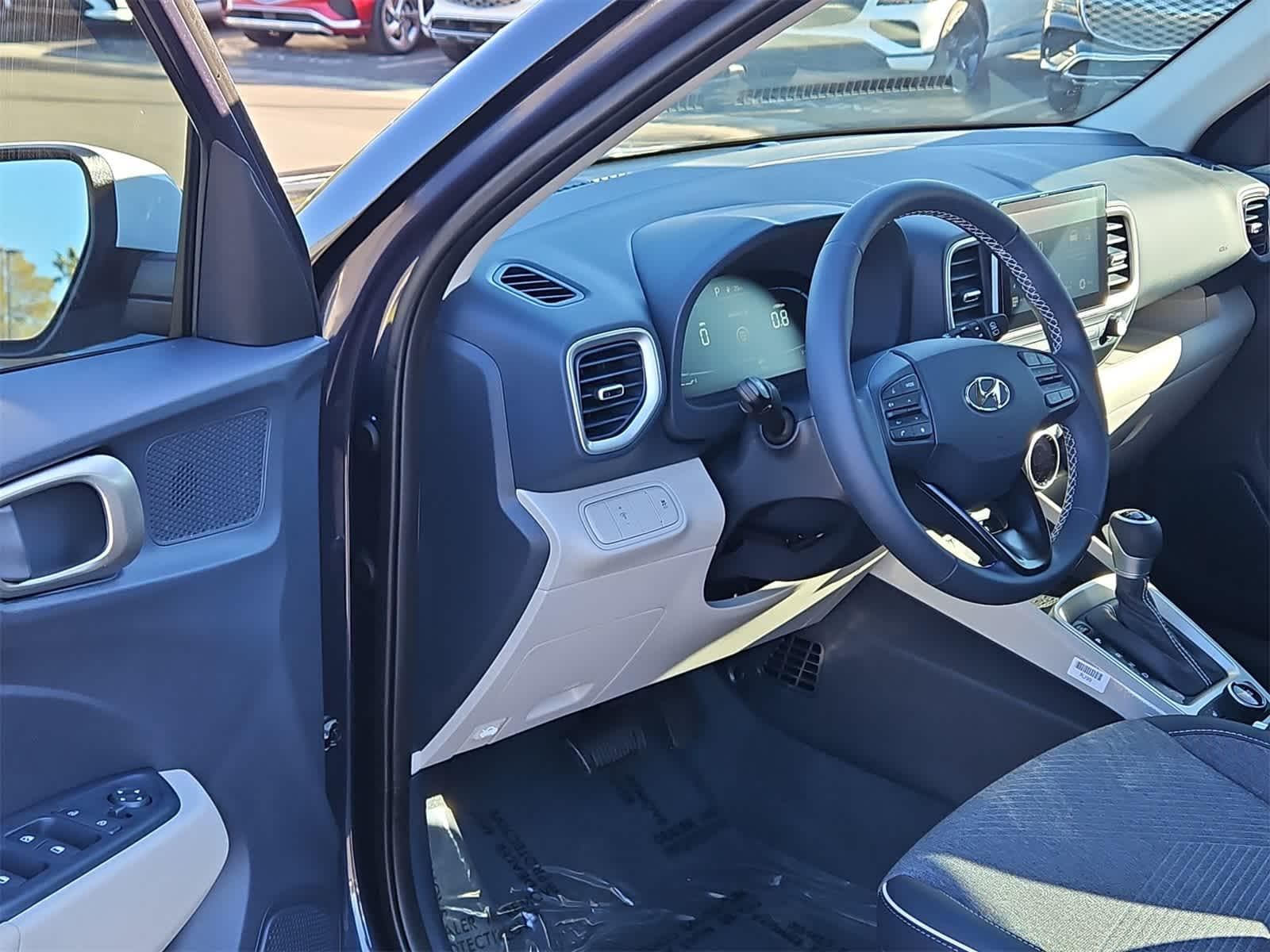 Thumbnail: 2026 Hyundai Venue - 10