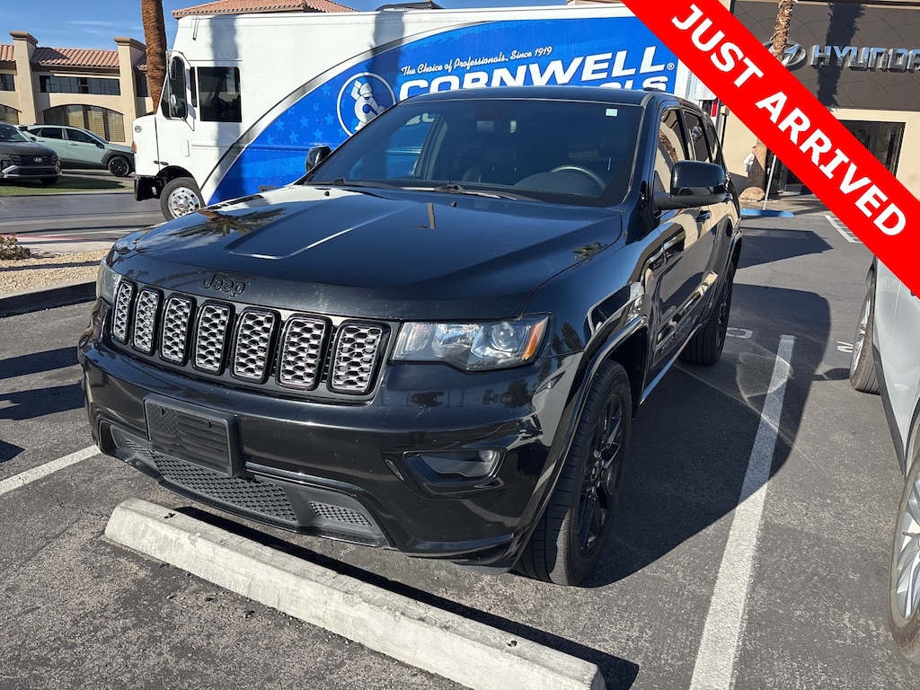 Used 2019 Jeep Grand Cherokee Altitude SUV