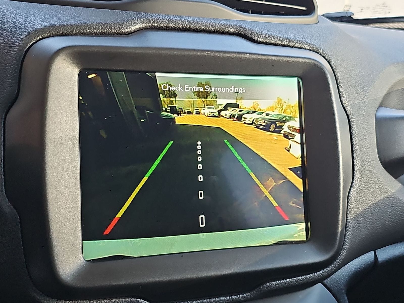 Thumbnail: 2023 Jeep Renegade - 25