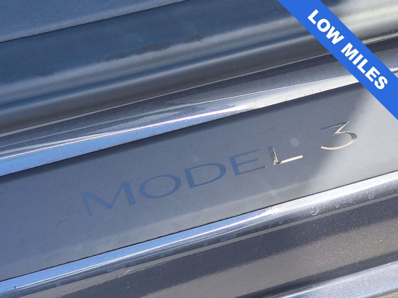 Thumbnail: 2023 Tesla Model 3 - 10
