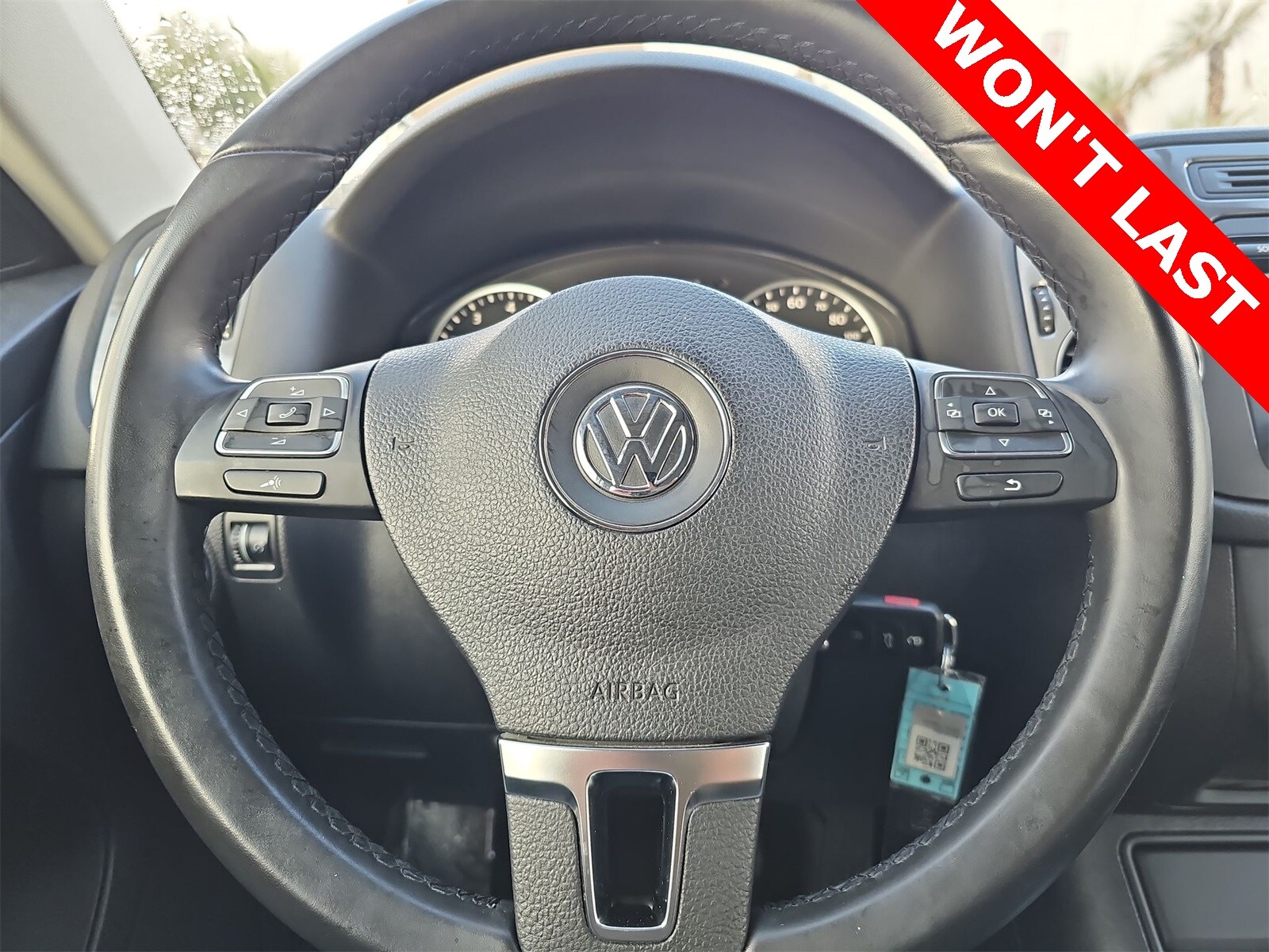 Thumbnail: 2013 Volkswagen Tiguan - 19