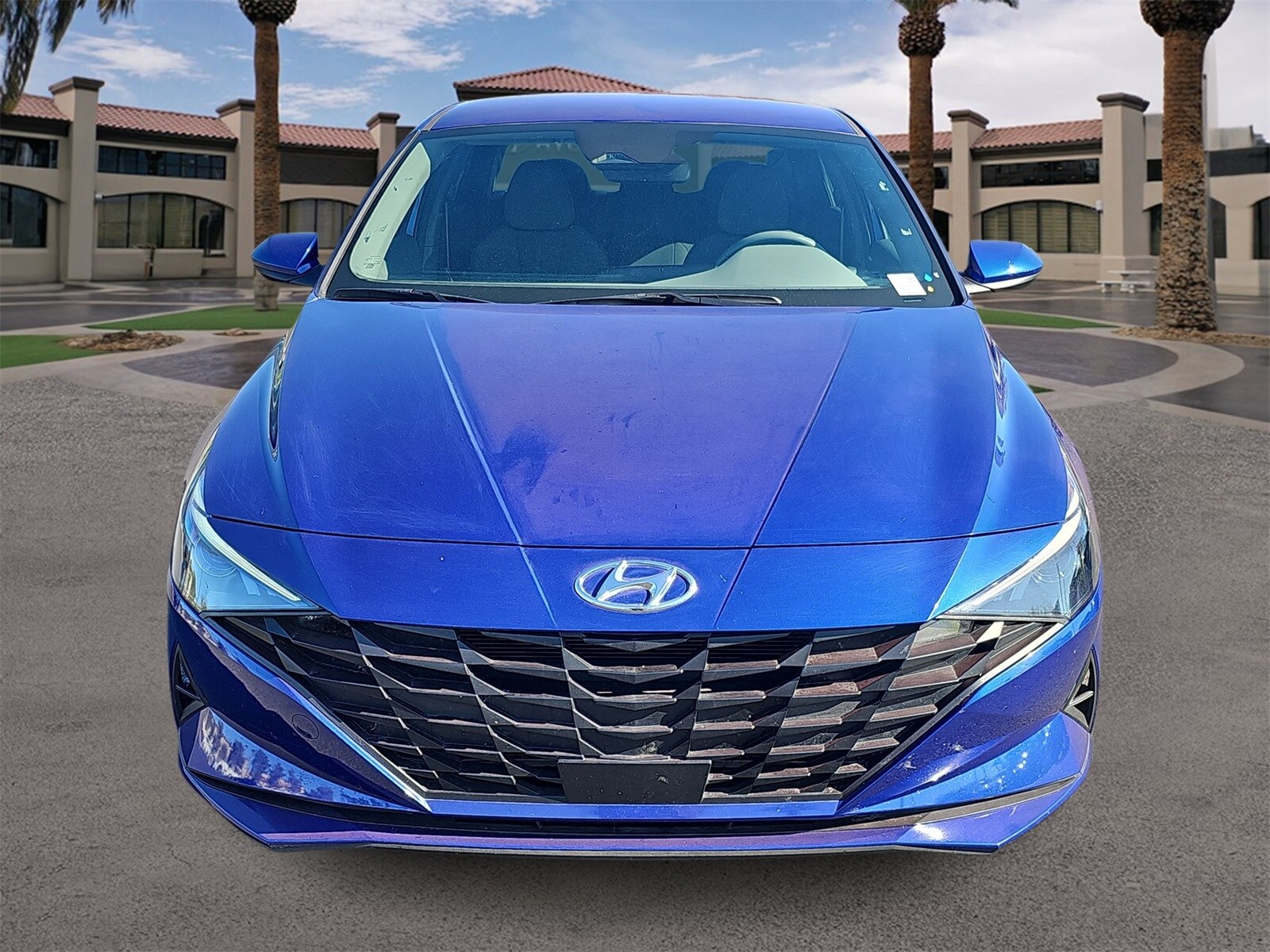 2022 Hyundai Elantra SEL Convenience photo 3