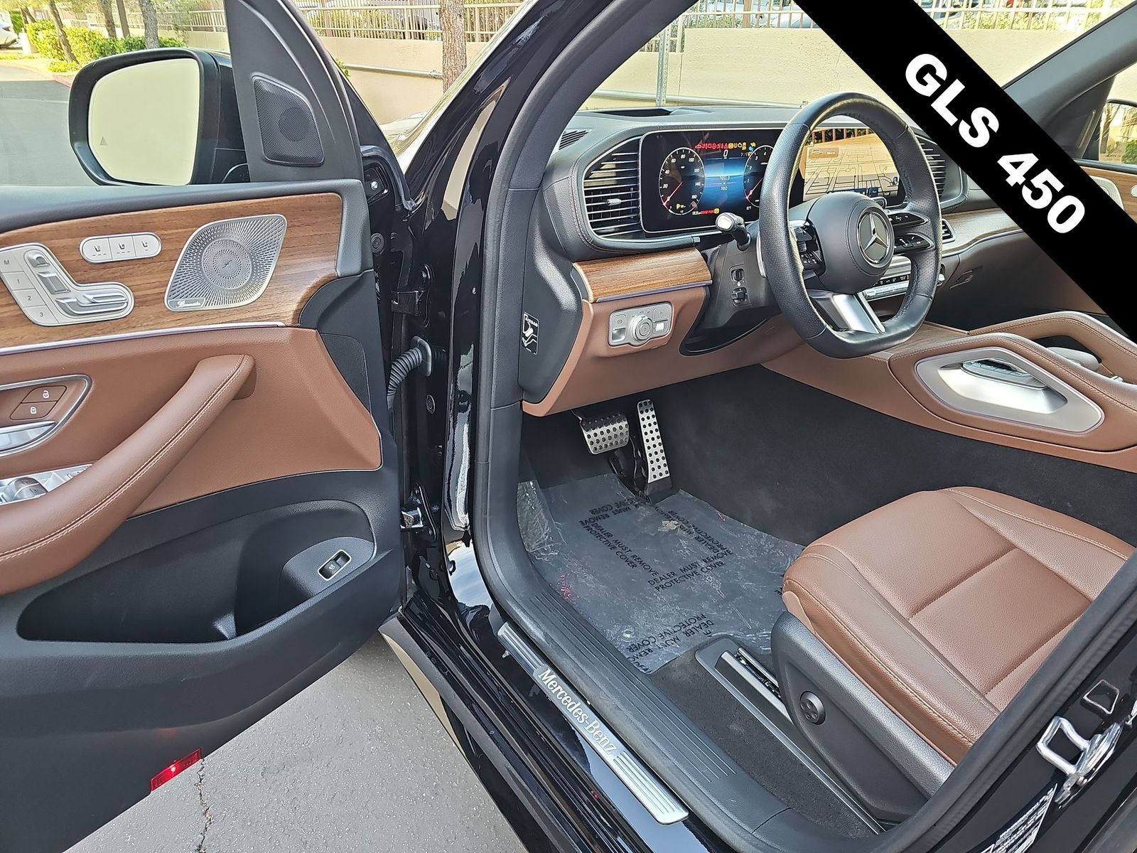 Thumbnail: 2025 Mercedes-Benz GLS - 10