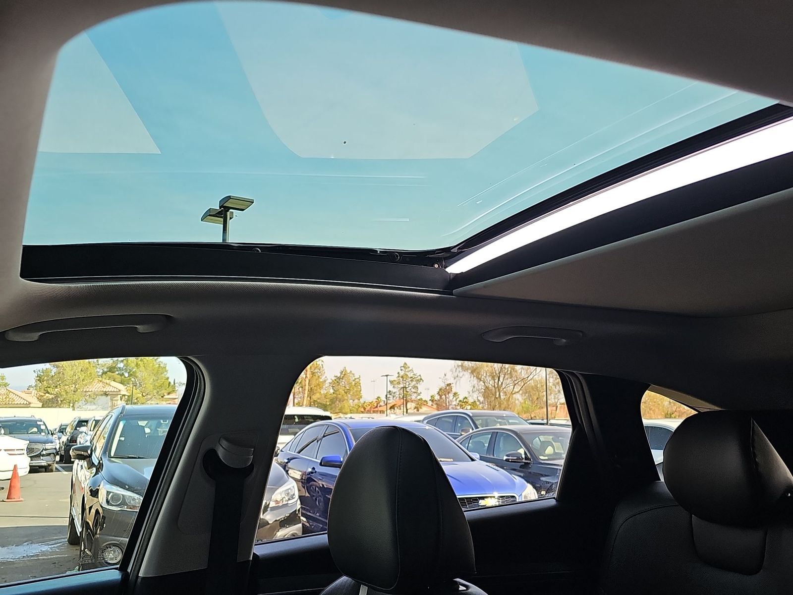 Thumbnail: 2022 Hyundai Tucson - 29