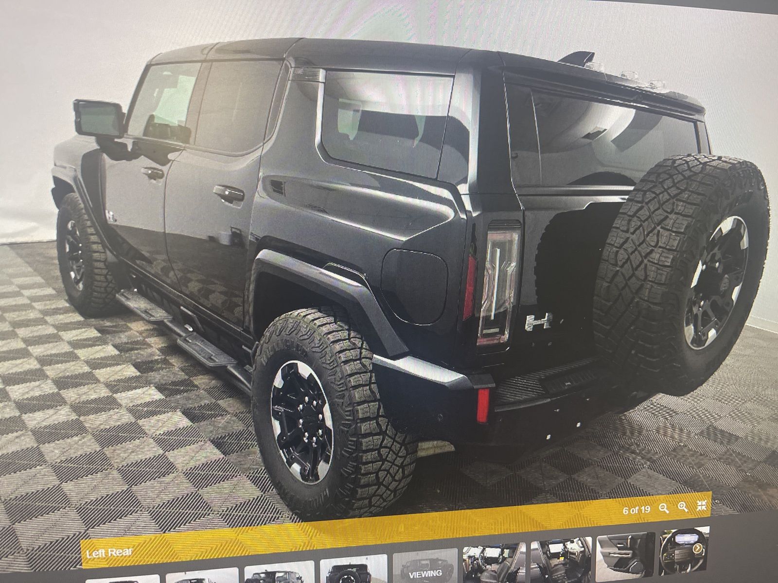 Thumbnail: 2024 GMC Hummer EV - 5