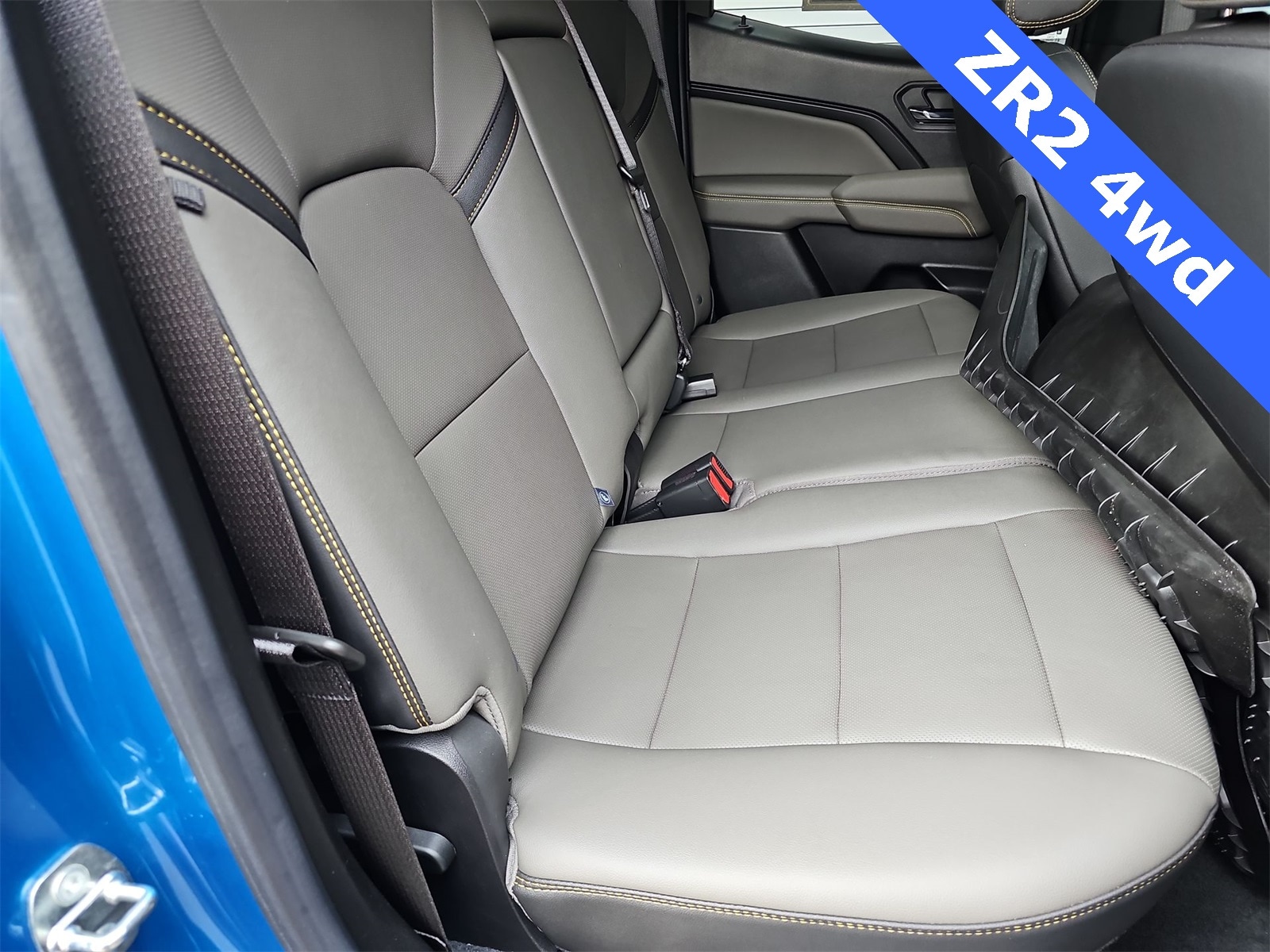 Thumbnail: 2023 Chevrolet Colorado - 18