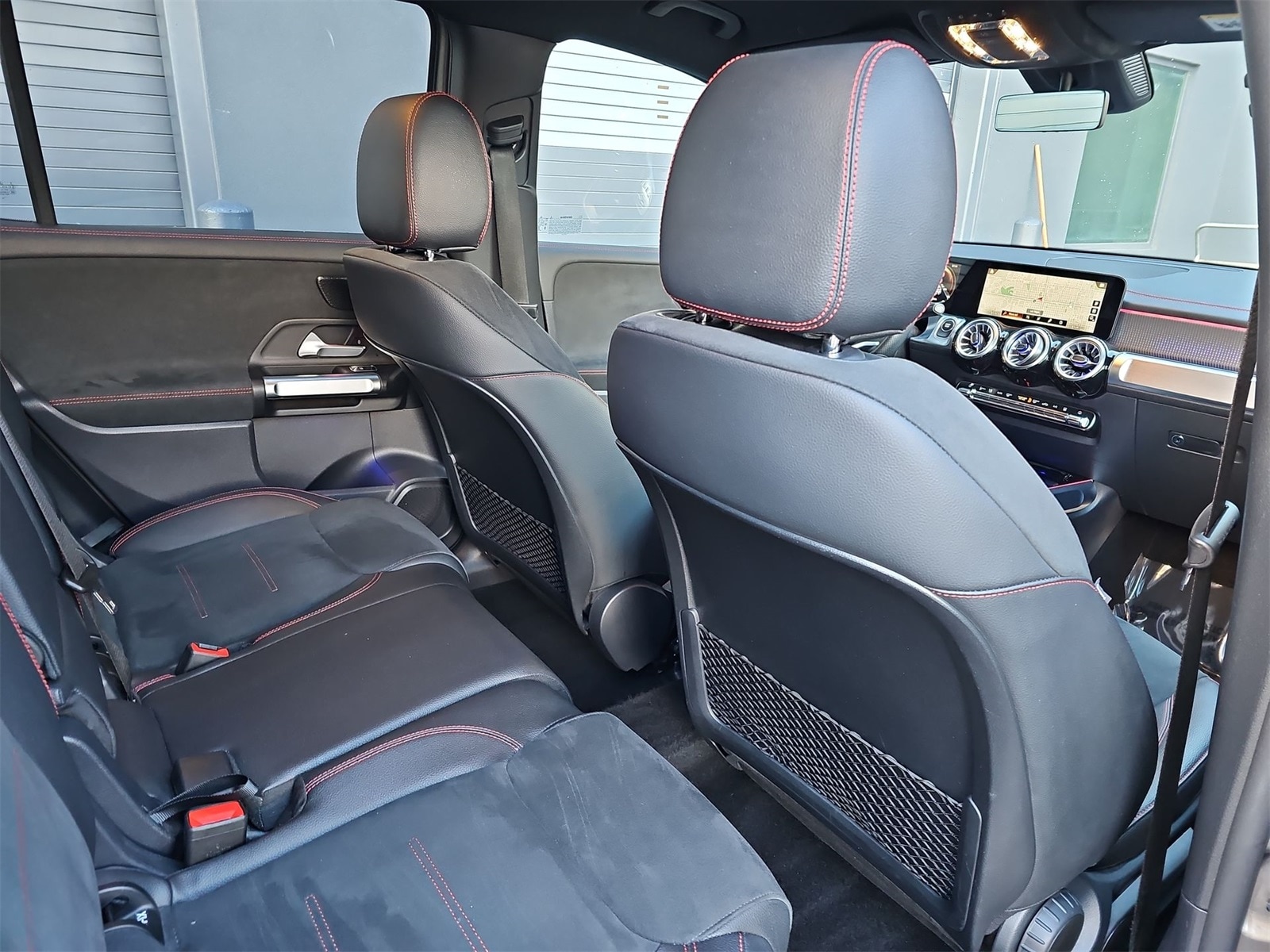 Thumbnail: 2022 Mercedes-Benz EQB - 16