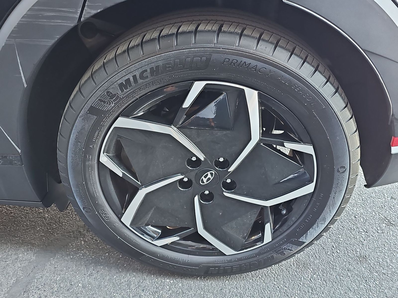 Thumbnail: 2024 Hyundai Ioniq 5 - 12