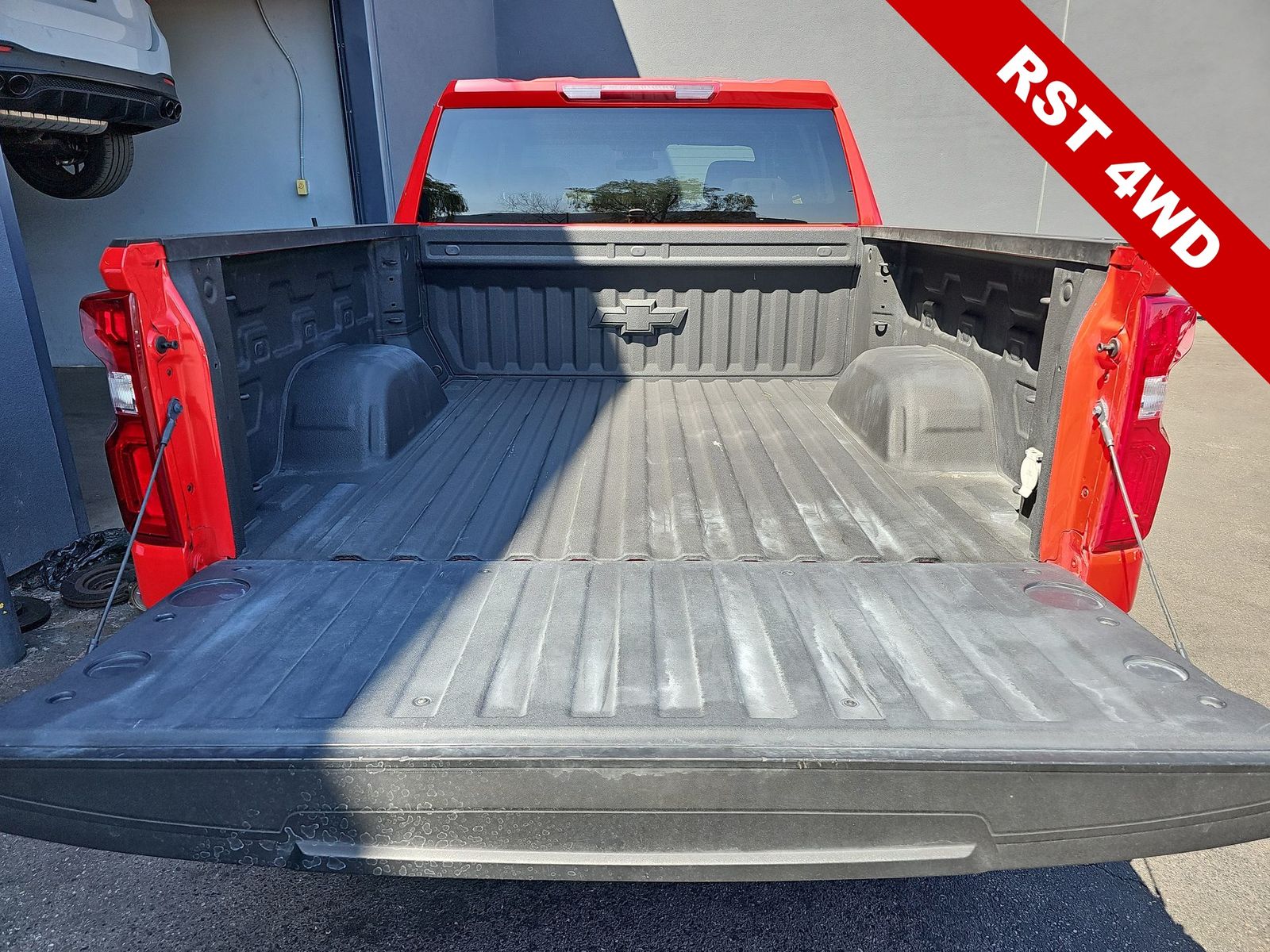 Thumbnail: 2023 Chevrolet Silverado 1500 - 23