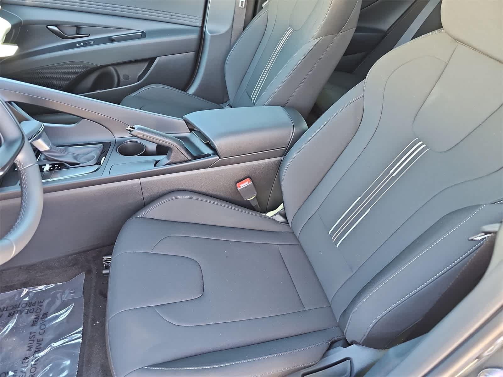 Thumbnail: 2026 Hyundai Elantra - 15