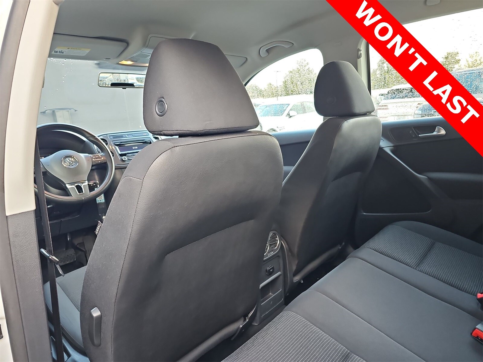 Thumbnail: 2013 Volkswagen Tiguan - 16