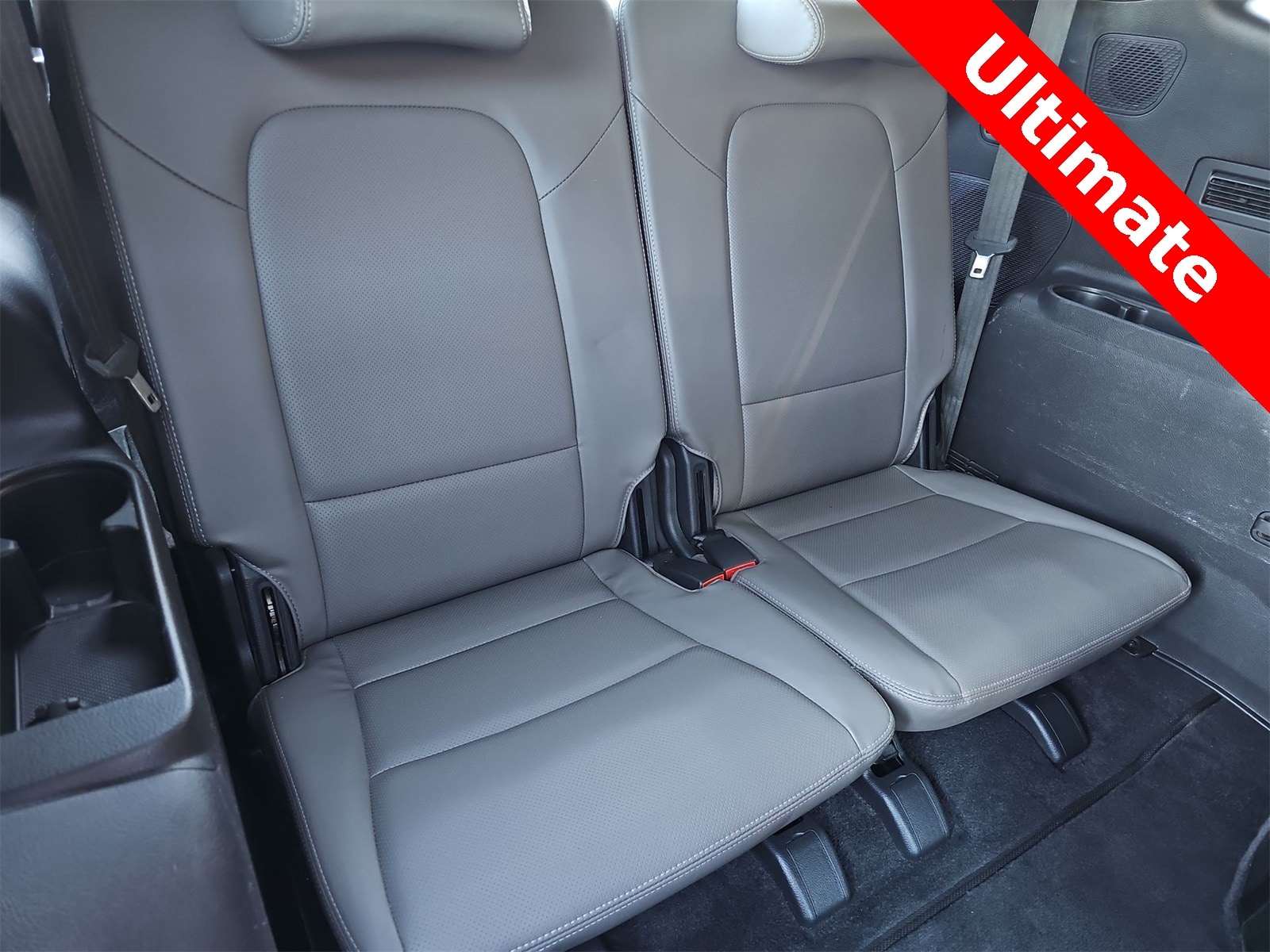 Thumbnail: 2018 Hyundai Santa Fe - 30