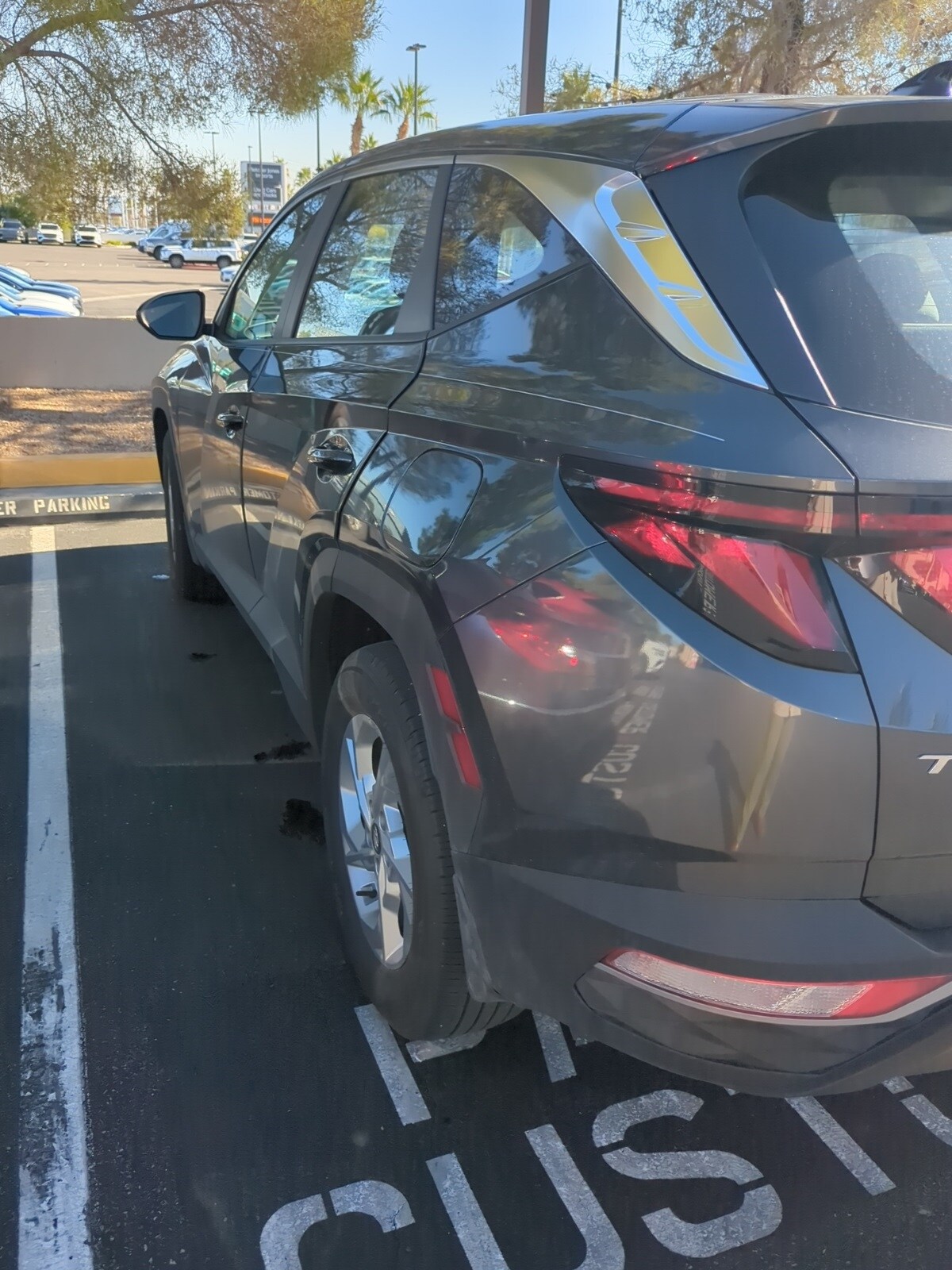 2023 Hyundai Tucson SE photo 4