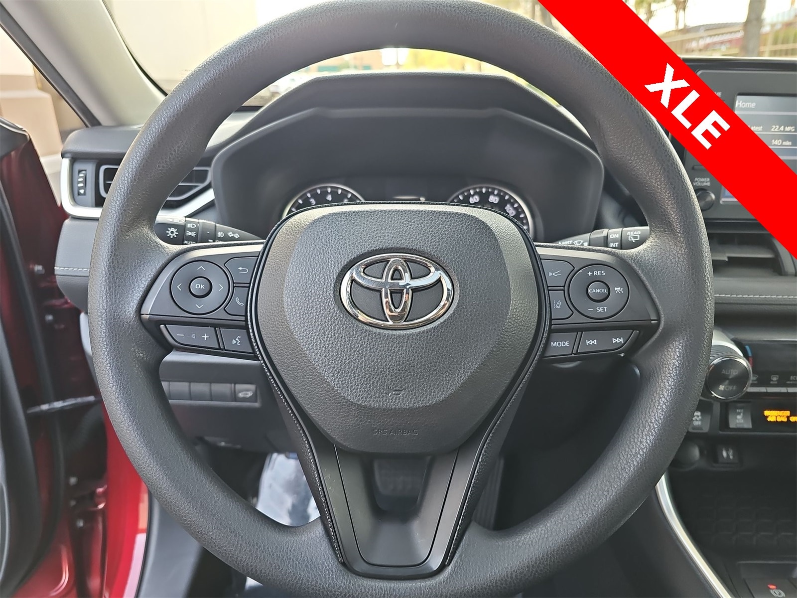Thumbnail: 2019 Toyota RAV4 - 19