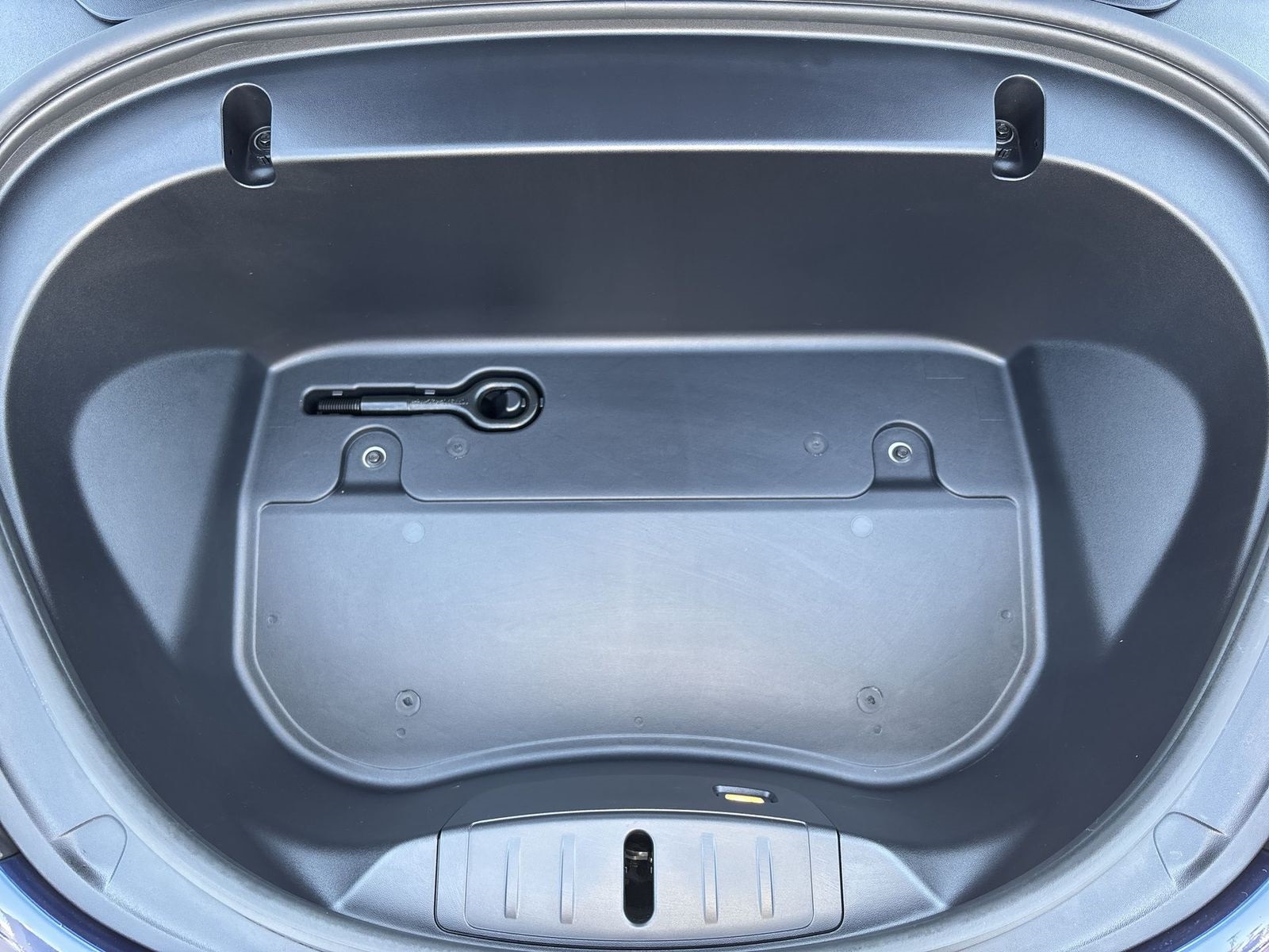Thumbnail: 2020 Tesla Model 3 - 14