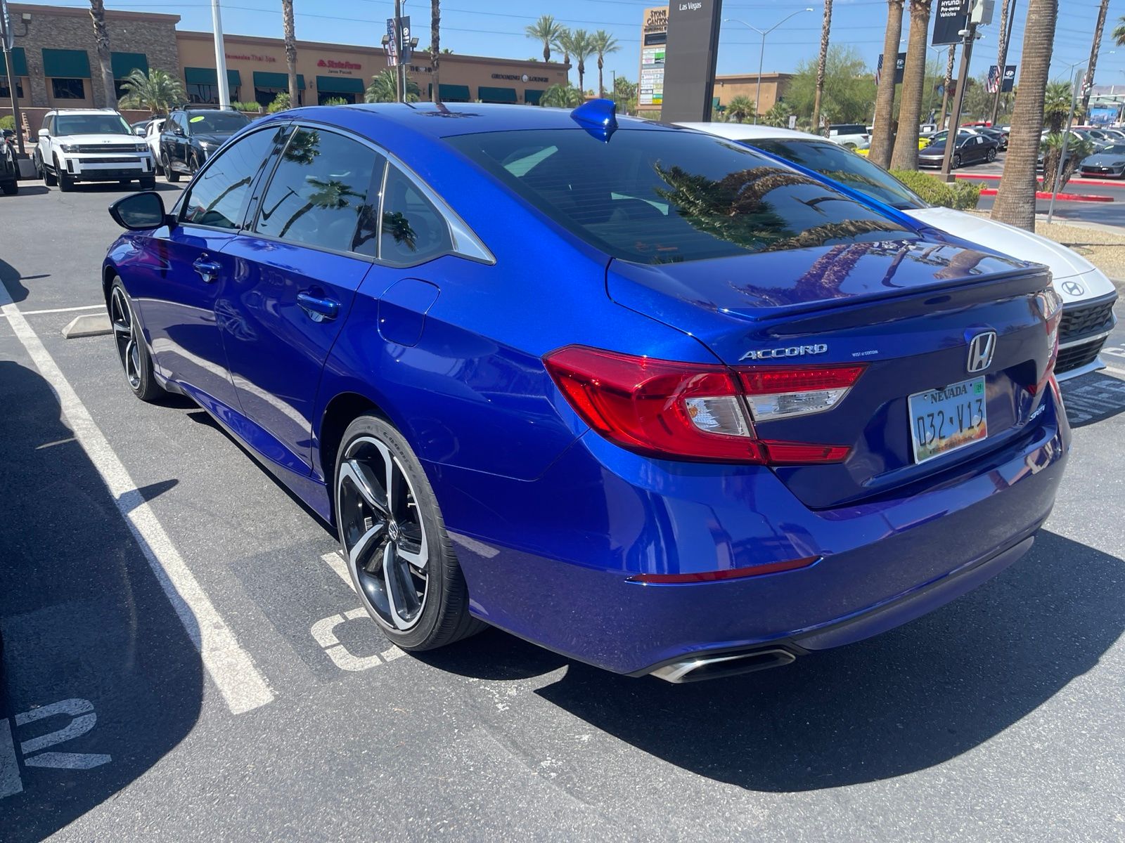 Thumbnail: 2020 Honda Accord - 11