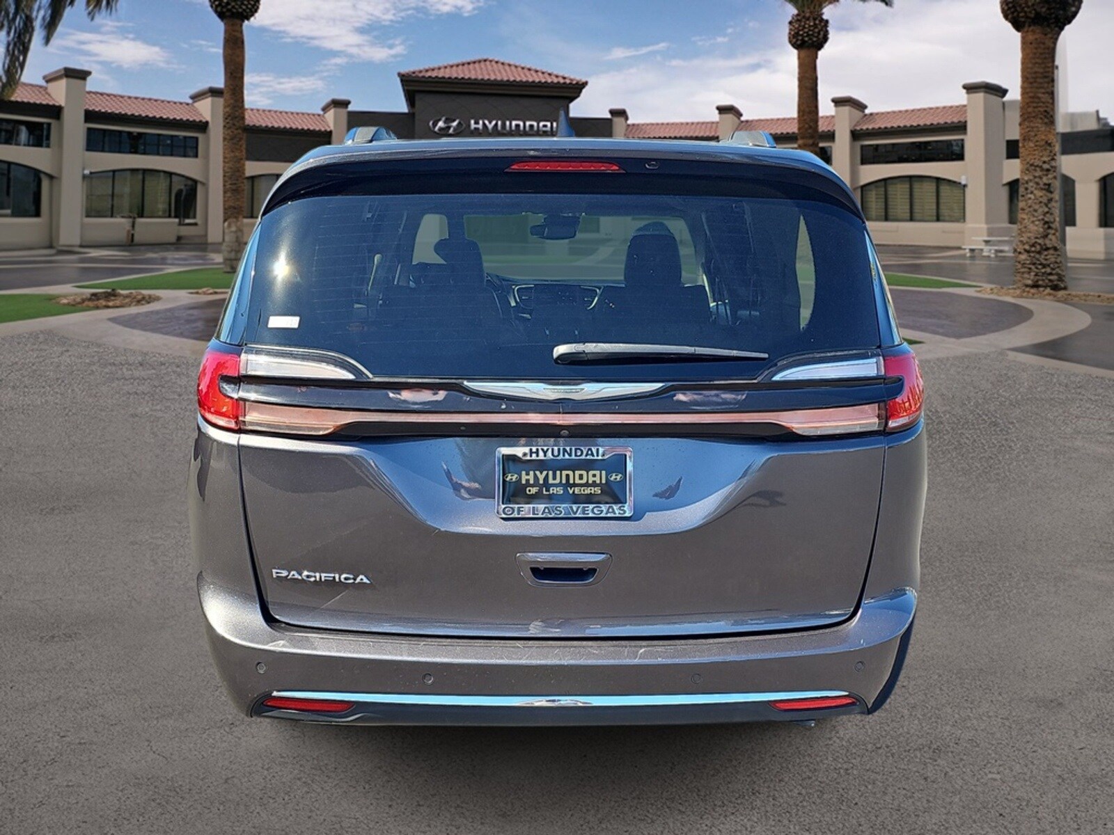 2021 Chrysler Pacifica Touring L 8