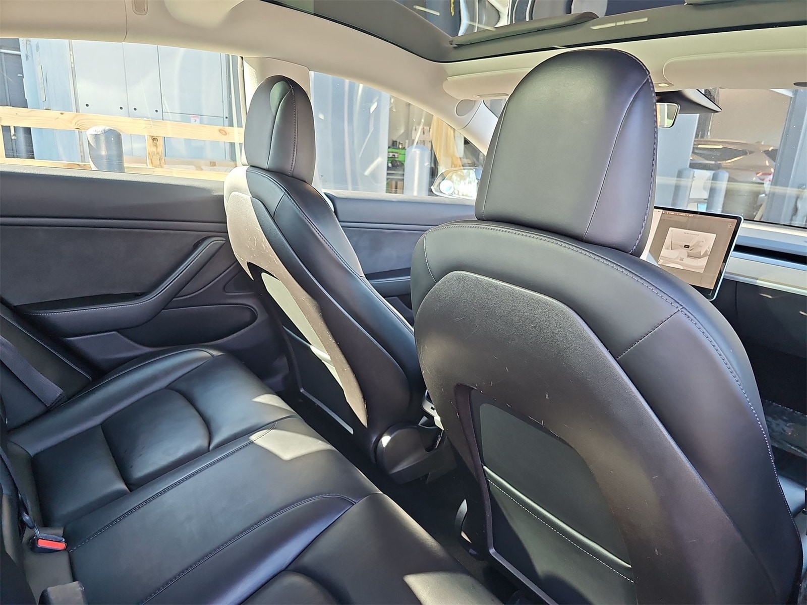 Thumbnail: 2019 Tesla Model 3 - 16