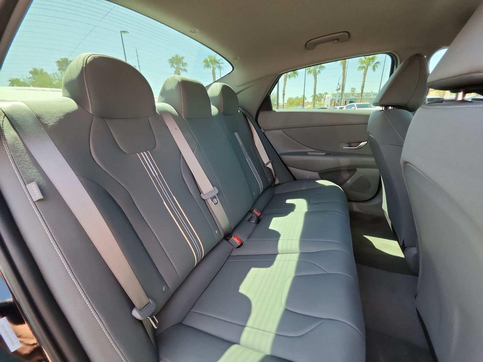 Thumbnail: 2025 Hyundai Elantra - 17