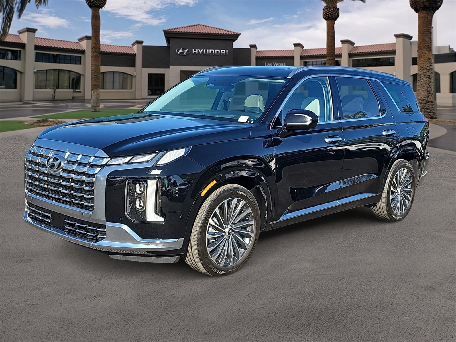 Thumbnail: 2023 Hyundai Palisade - 4