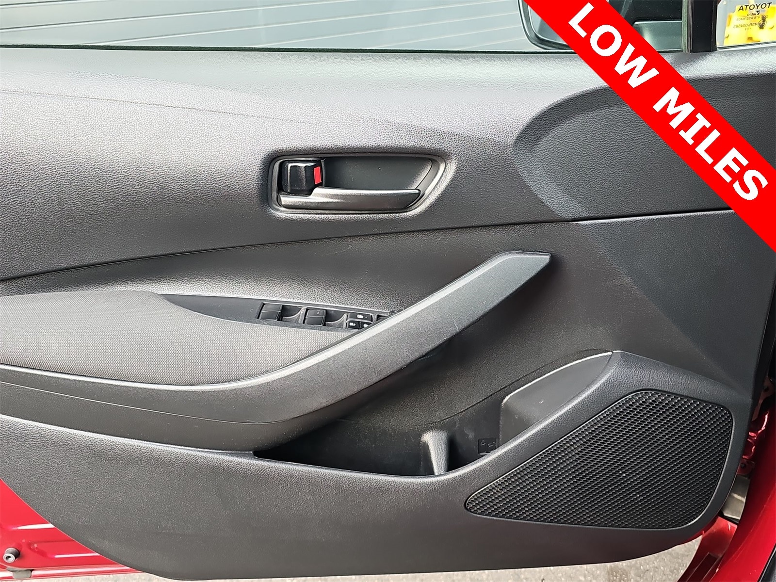 Thumbnail: 2023 Toyota Corolla - 26