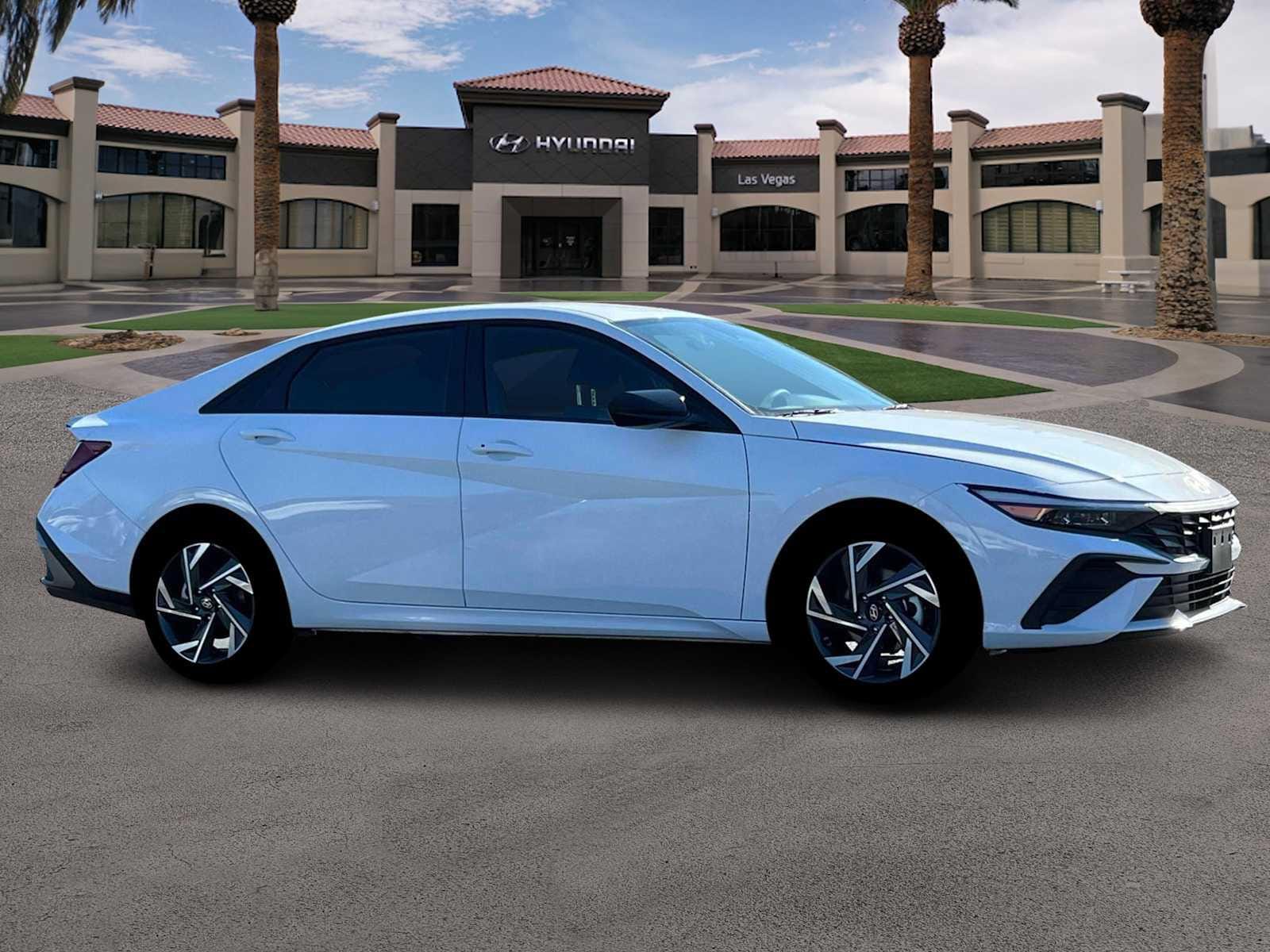 Thumbnail: 2025 Hyundai Elantra - 10