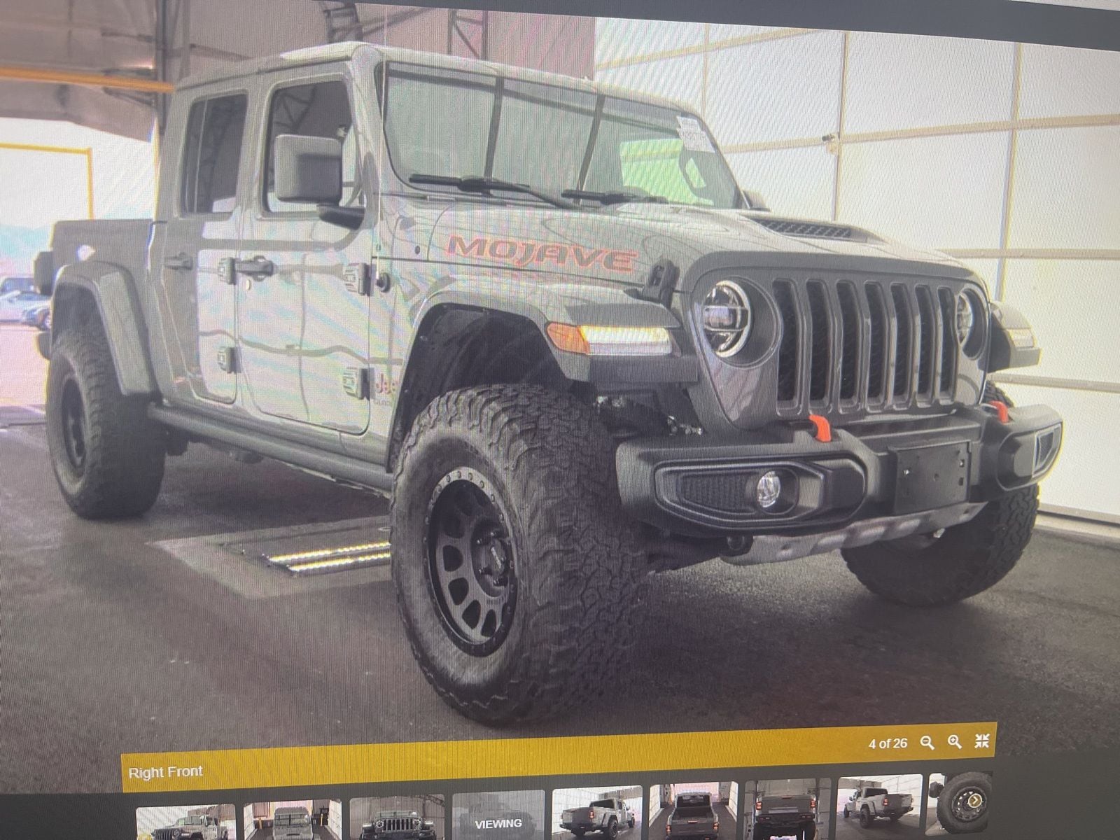 Thumbnail: 2021 Jeep Gladiator - 15
