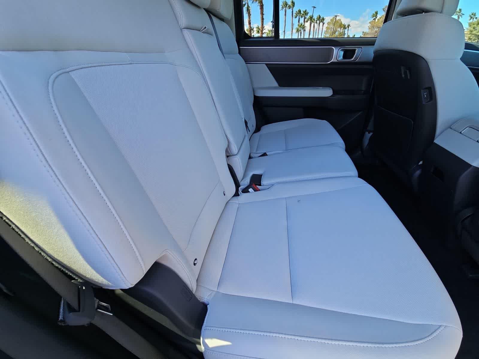 Thumbnail: 2026 Hyundai Santa Fe - 17