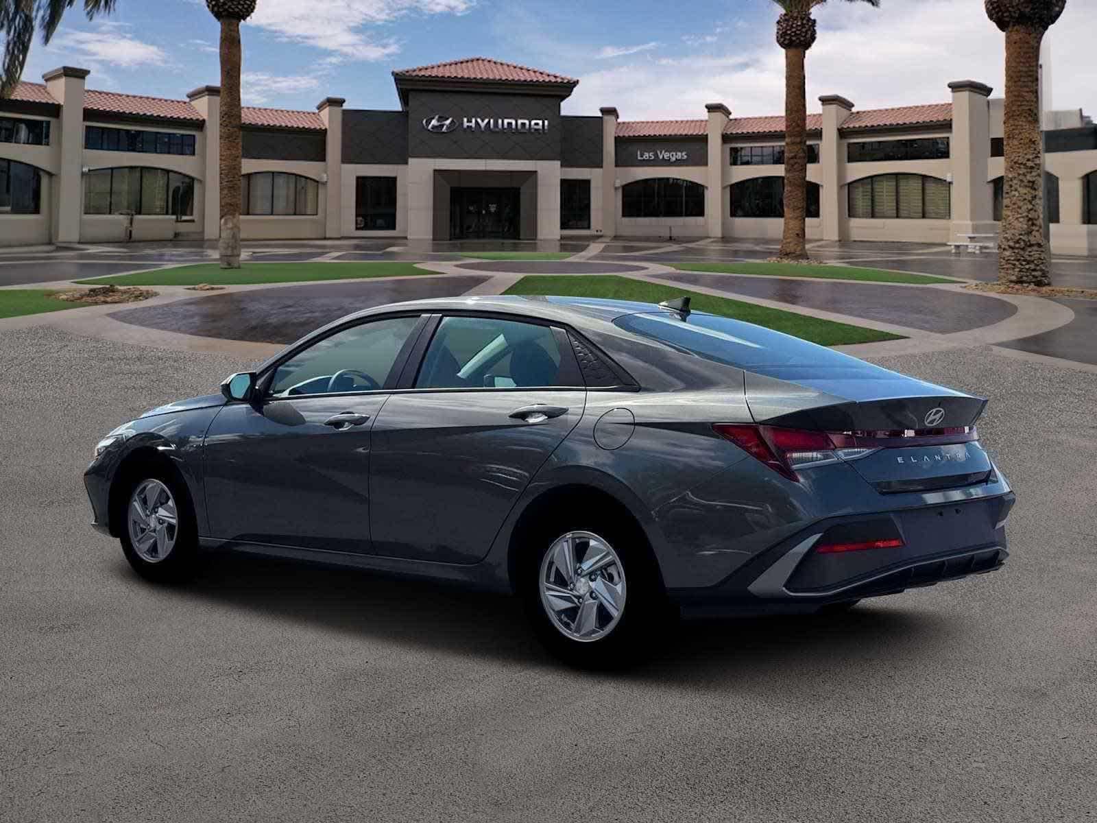 Thumbnail: 2026 Hyundai Elantra - 4
