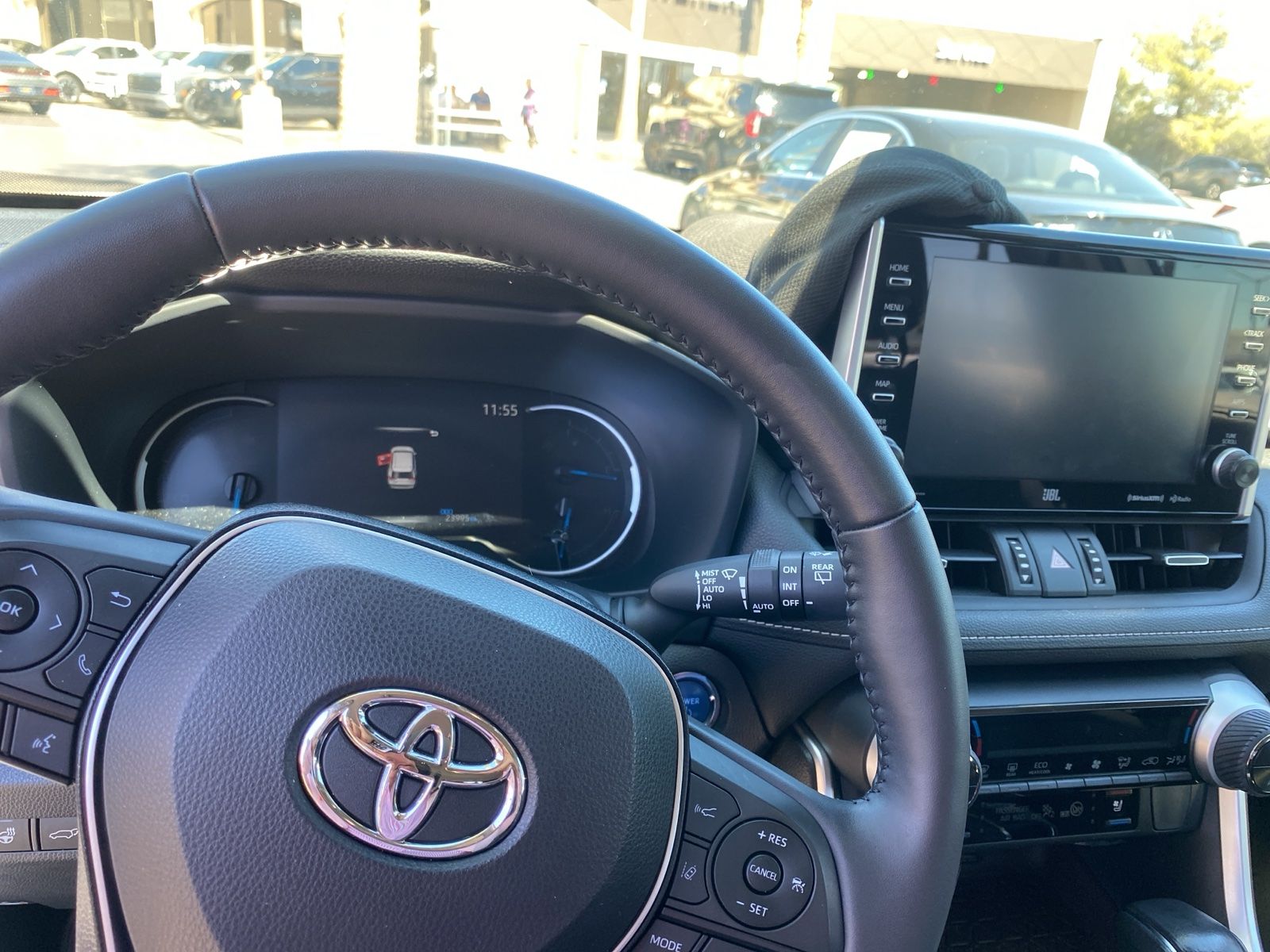 Thumbnail: 2022 Toyota RAV4 - 7