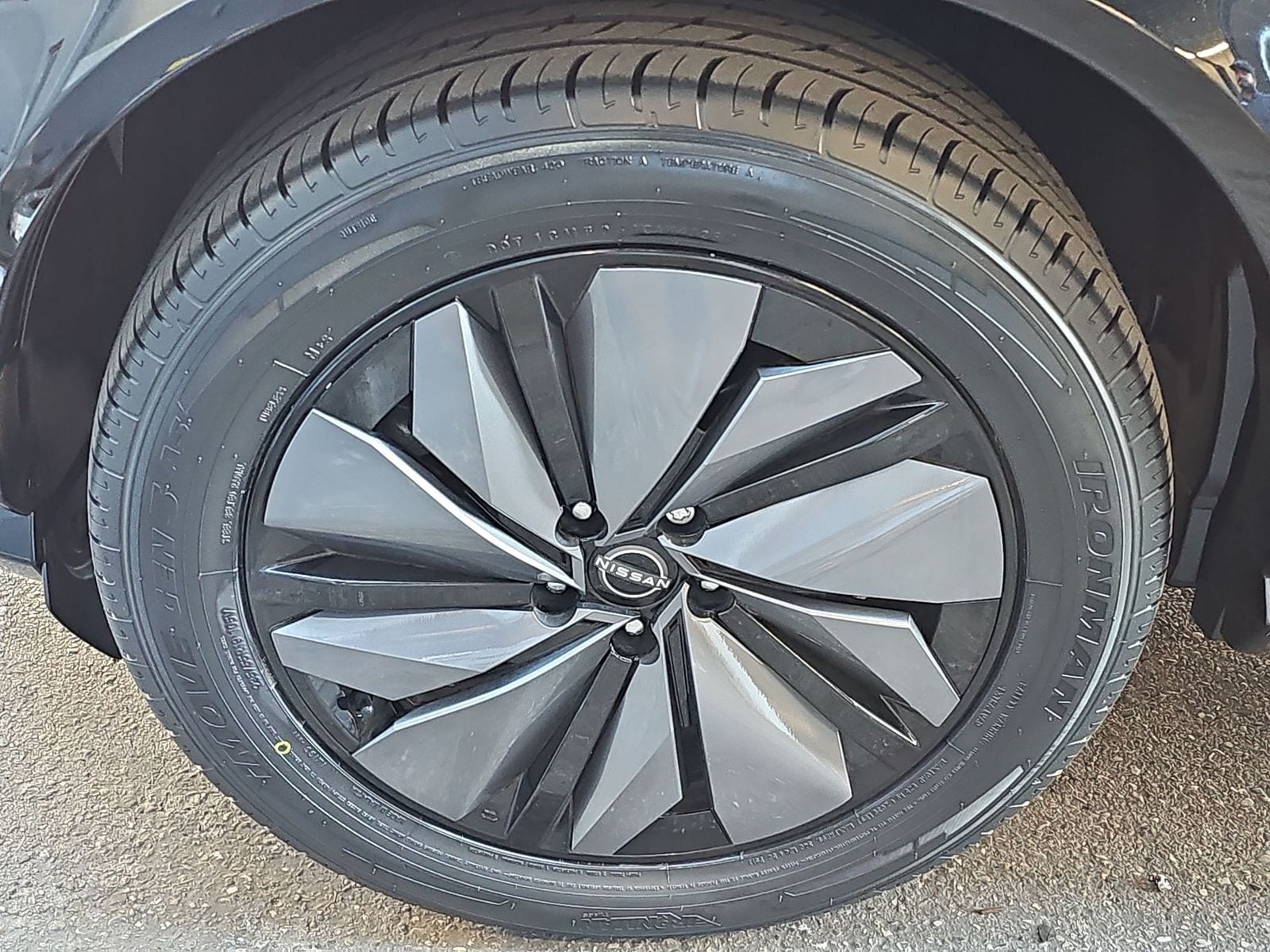 Thumbnail: 2023 Nissan Ariya - 12