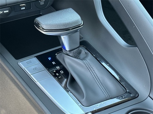 Thumbnail: 2024 Hyundai Elantra - 30