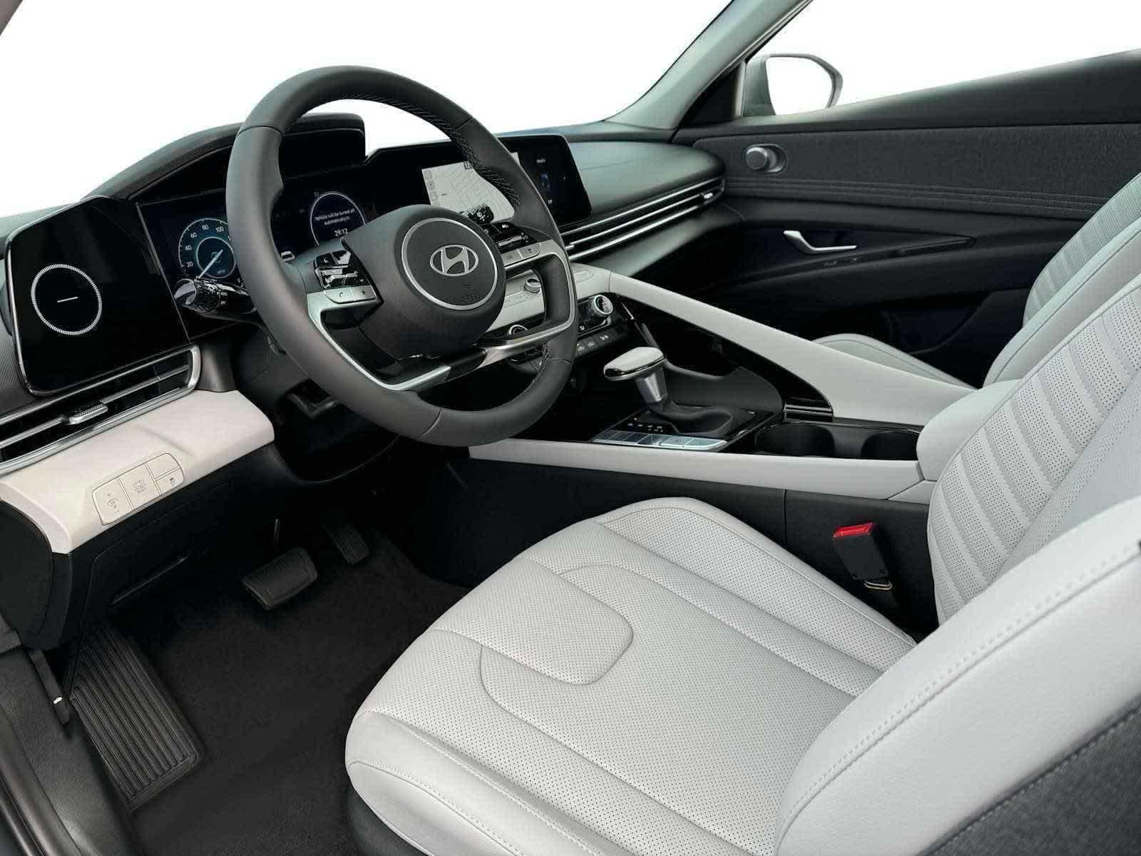 Thumbnail: 2025 Hyundai Elantra - 14