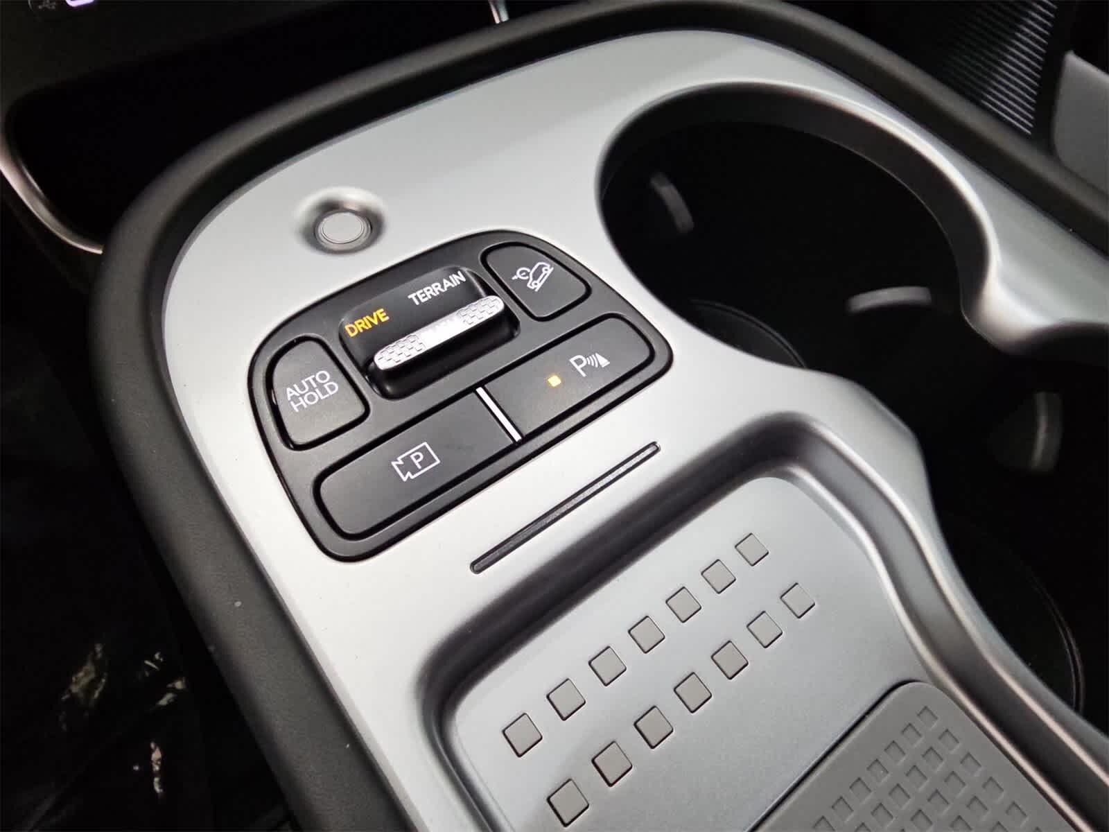 Thumbnail: 2026 Hyundai Ioniq - 26