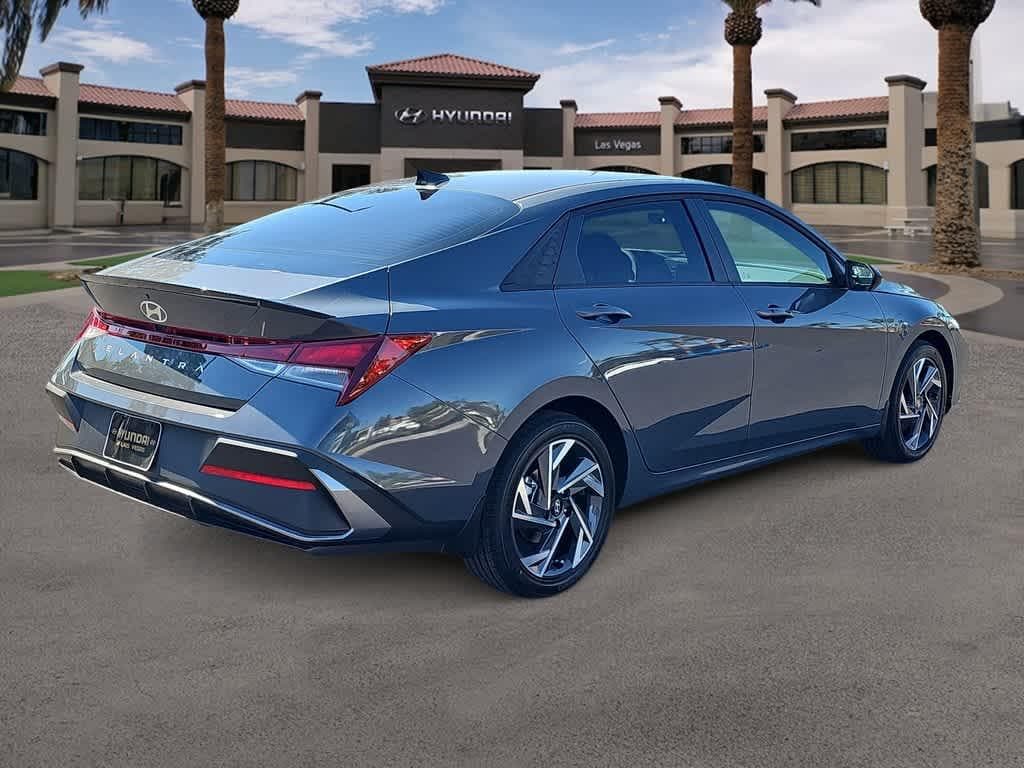Thumbnail: 2025 Hyundai Elantra - 8