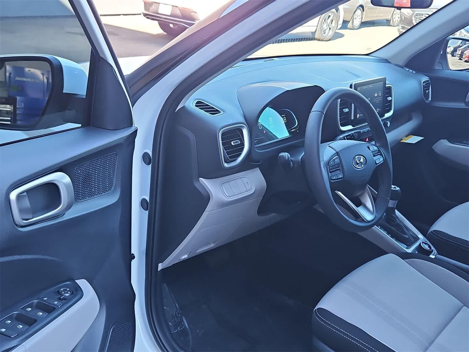 Thumbnail: 2026 Hyundai Venue - 10