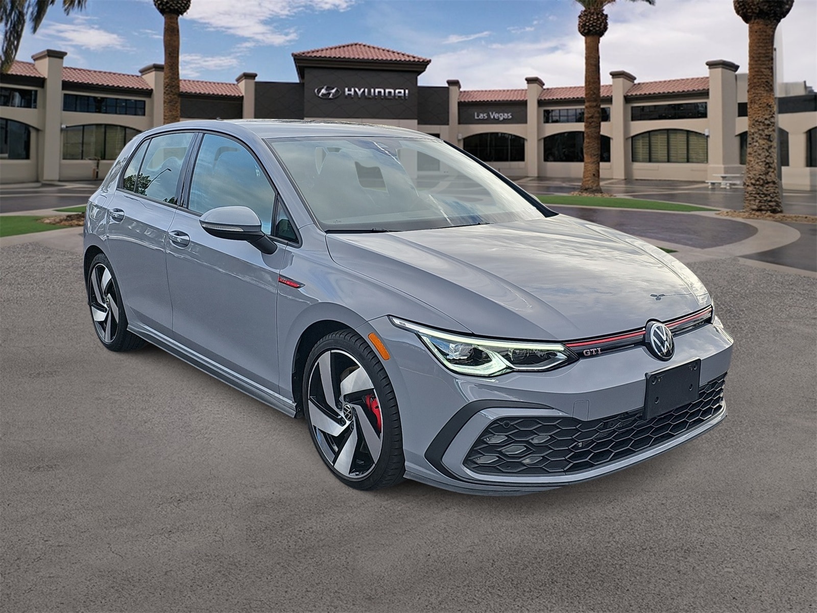 Thumbnail: 2024 Volkswagen Golf - 2