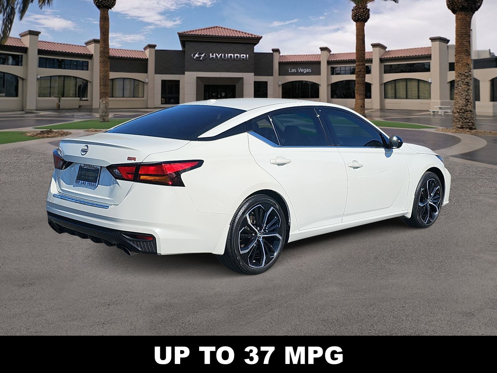 Thumbnail: 2023 Nissan Altima - 8