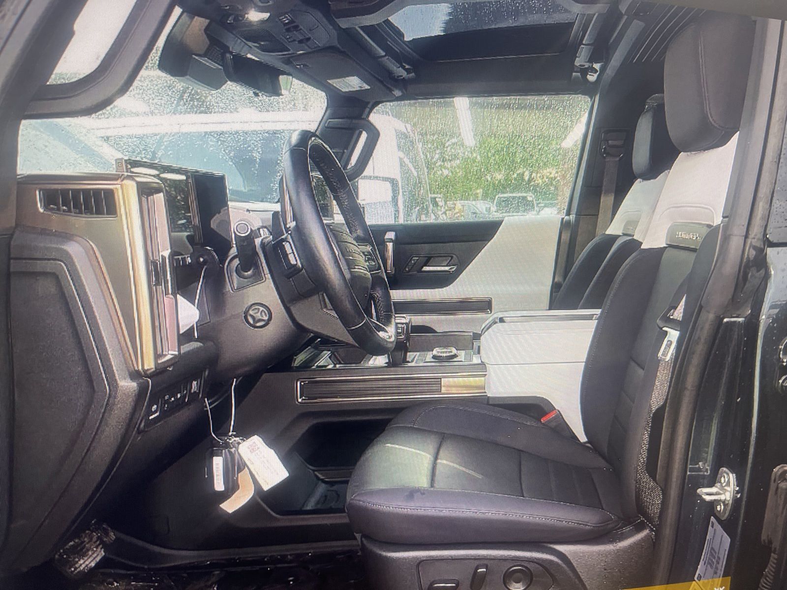 Thumbnail: 2025 GMC Hummer EV - 9