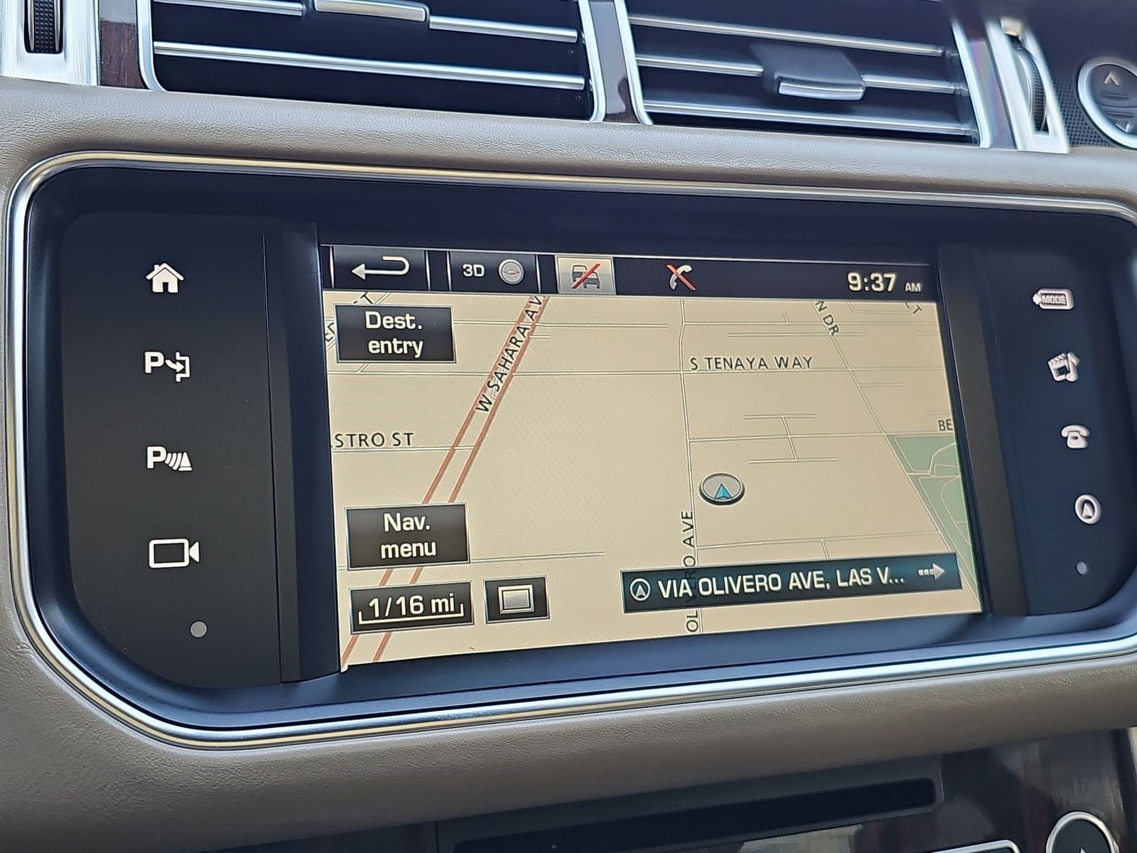 Thumbnail: 2016 Land Rover Range Rover - 24