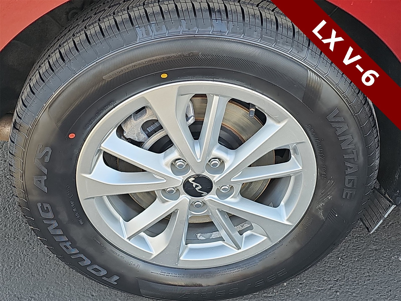 Thumbnail: 2024 Kia Carnival - 12